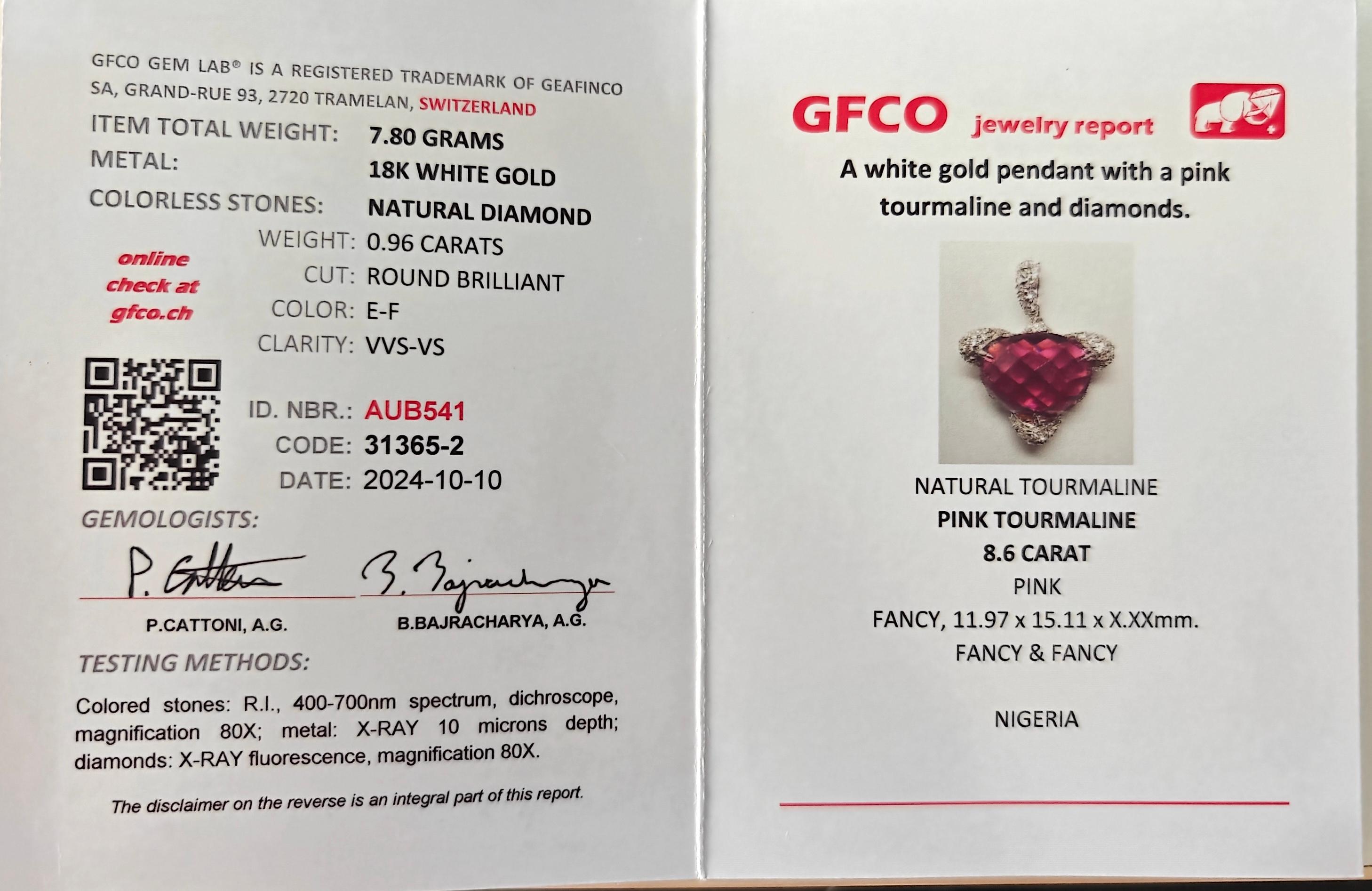 Pendant Diamond and Pink Tourmaline Trillion Briollete For Sale 6