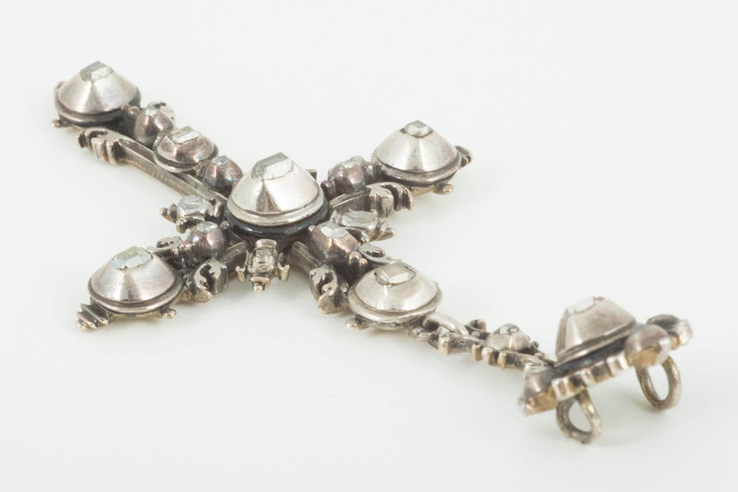 Early 18th Century Pendant, Silver & Table Cut Diamond Cross, French, circa 1720 For Sale 1