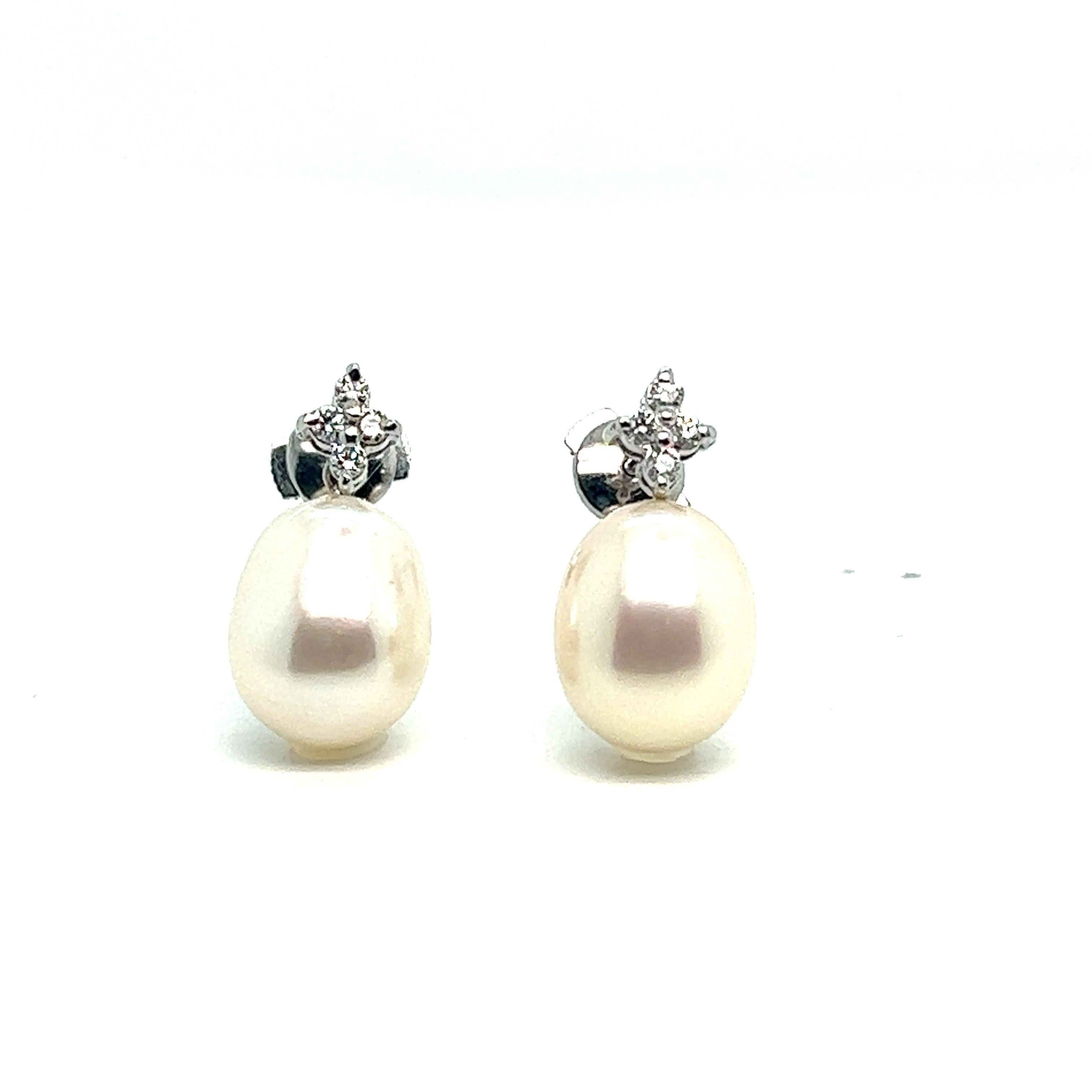 Pendentifs Boucles d'oreilles Mère de Perles Diamants Or Blanc en vente 1