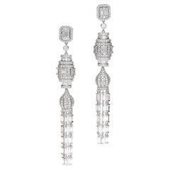 Boucles d'oreilles pendantes avec diamants