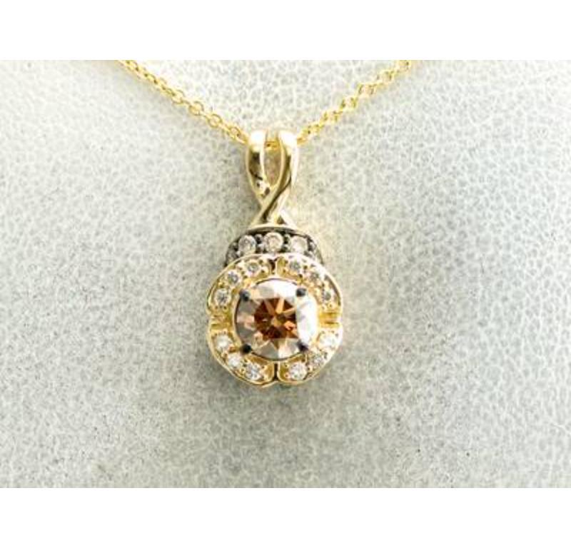 Grand Sample Sale Pendant featuring 7/8 cts. Chocolate Diamonds, 1/20 cts. Vanilla Diamonds set in 14K Honey Gold
