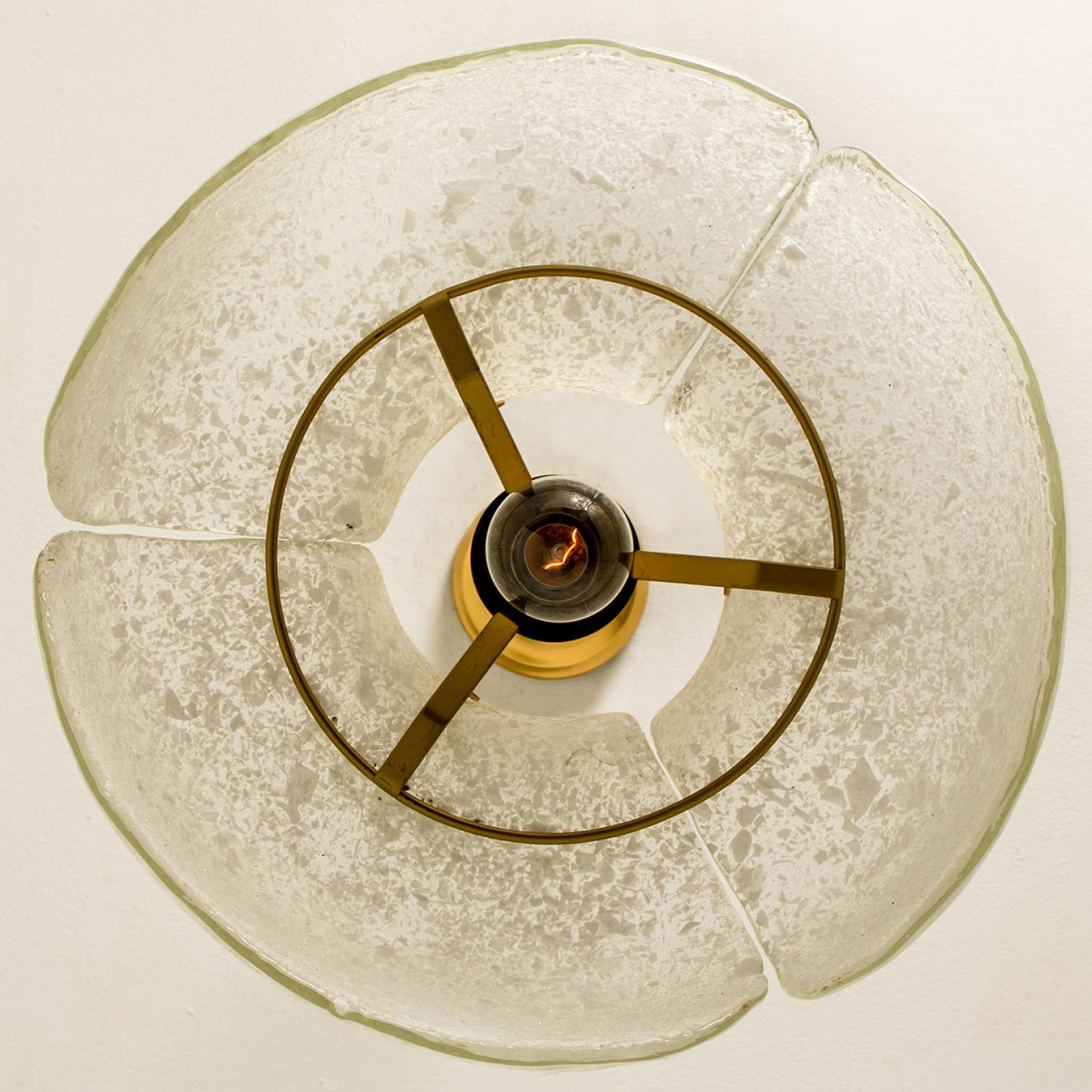 20ième siècle Lampe à suspension à fleurs de Hillebrand, Europe, Allemagne en vente