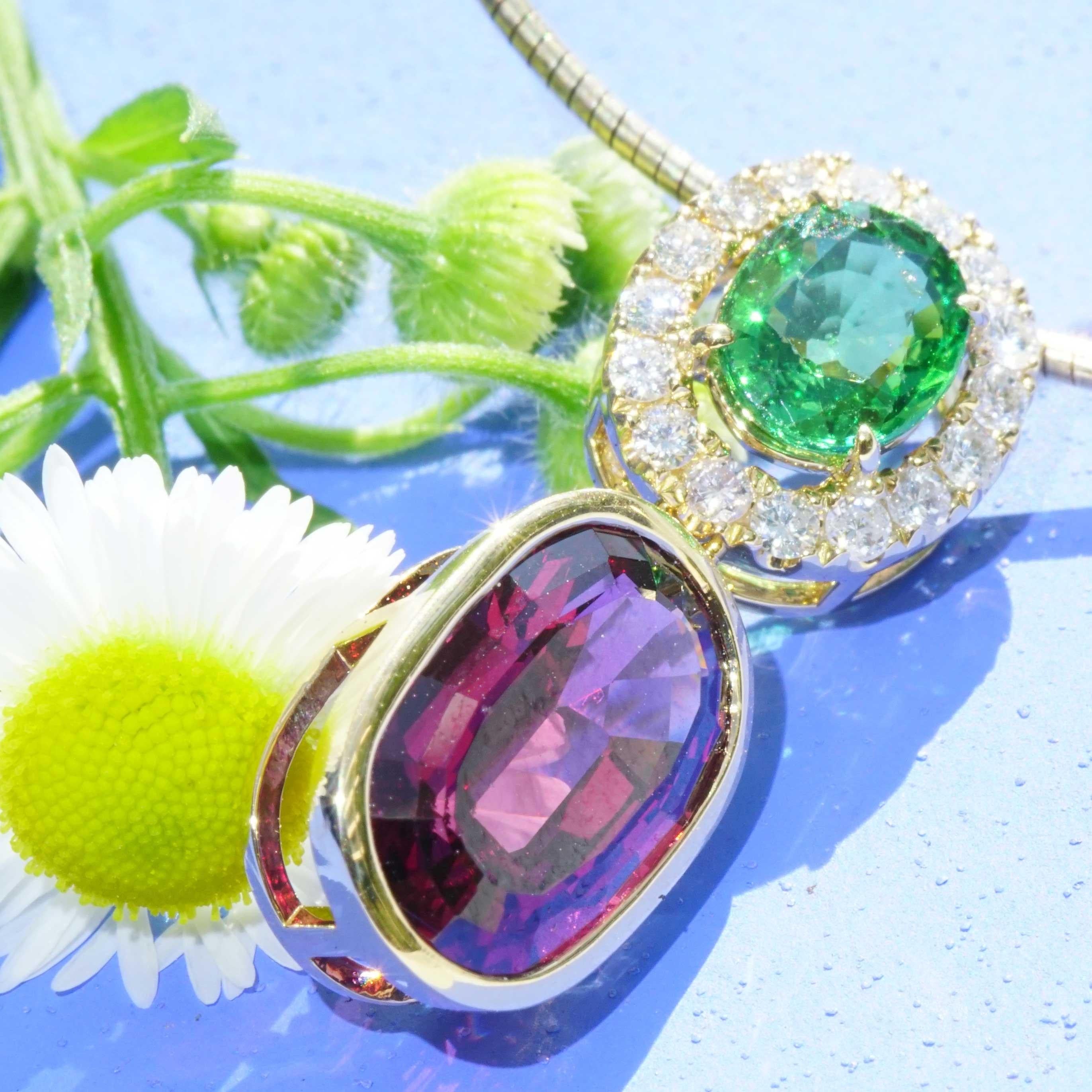 Ciondolo Greene & Greene Diamonds rosso verde Combinazione così bella 5 ct 0,31 ct in vendita 5