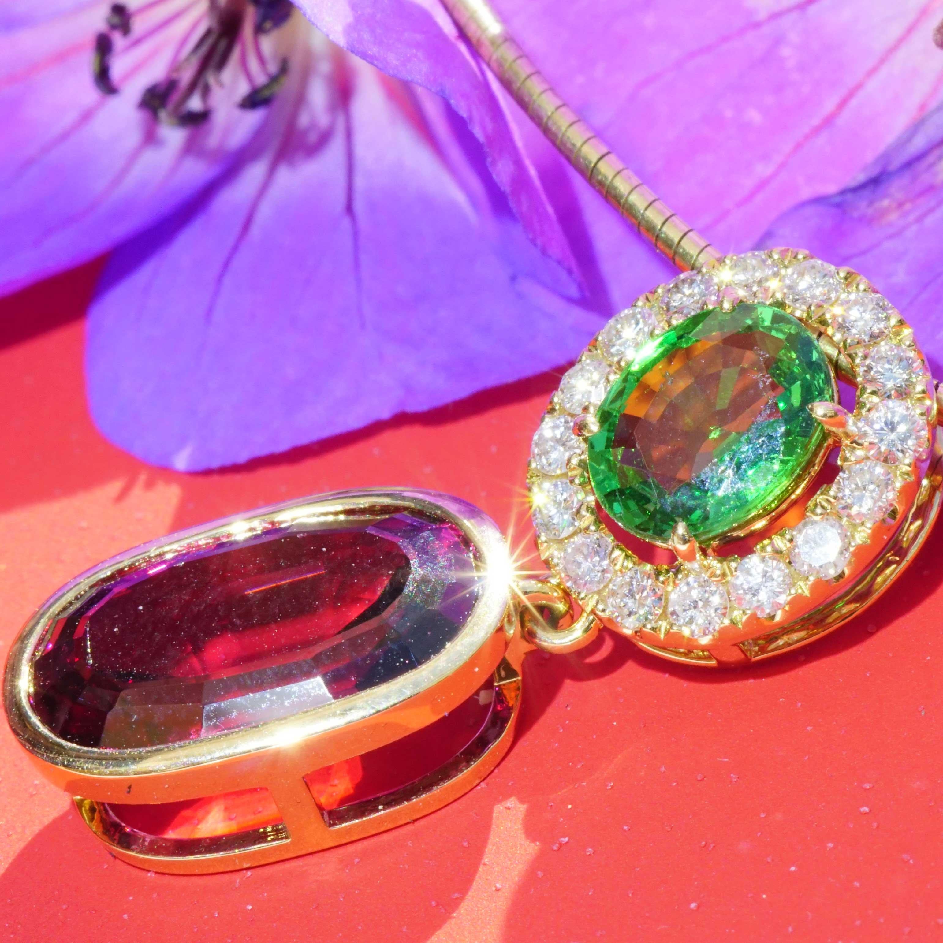 Ciondolo Greene & Greene Diamonds rosso verde Combinazione così bella 5 ct 0,31 ct in vendita 7