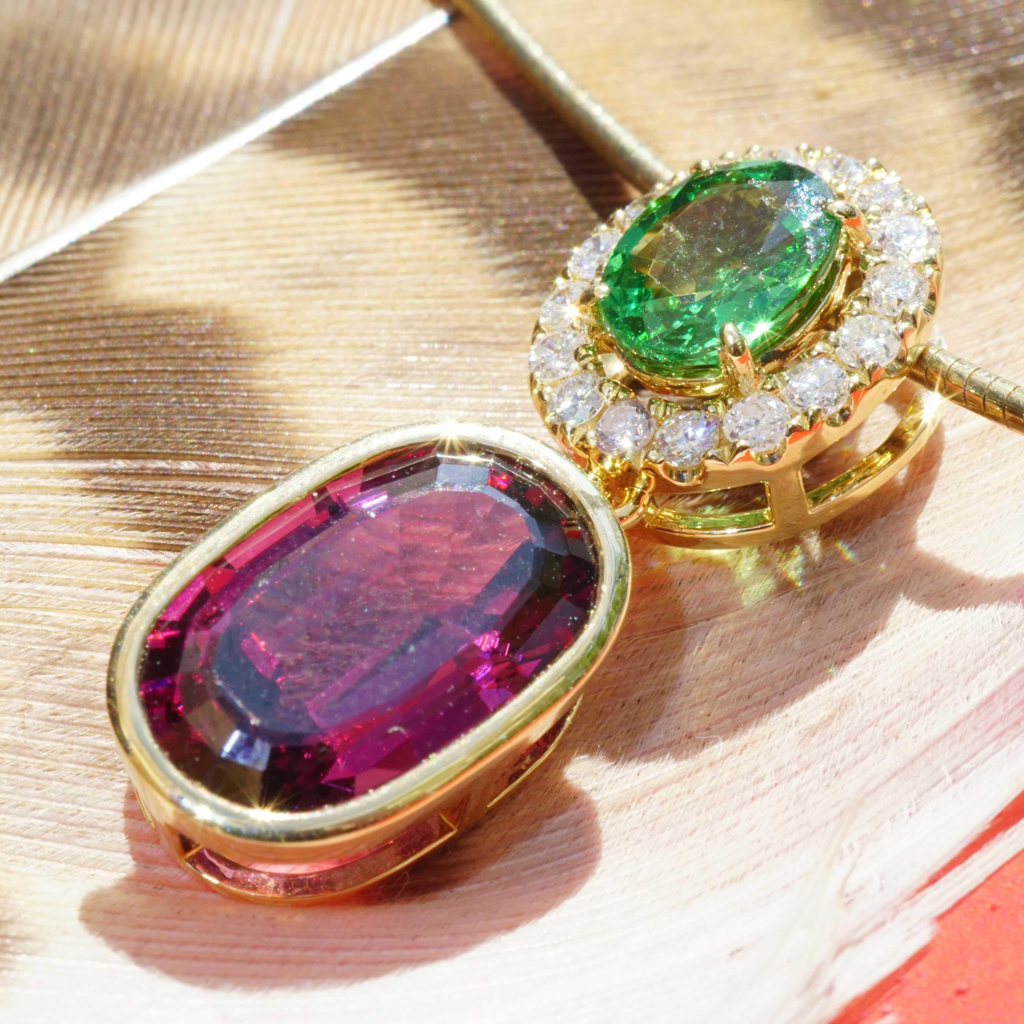 Ciondolo Greene & Greene Diamonds rosso verde Combinazione così bella 5 ct 0,31 ct in vendita 8