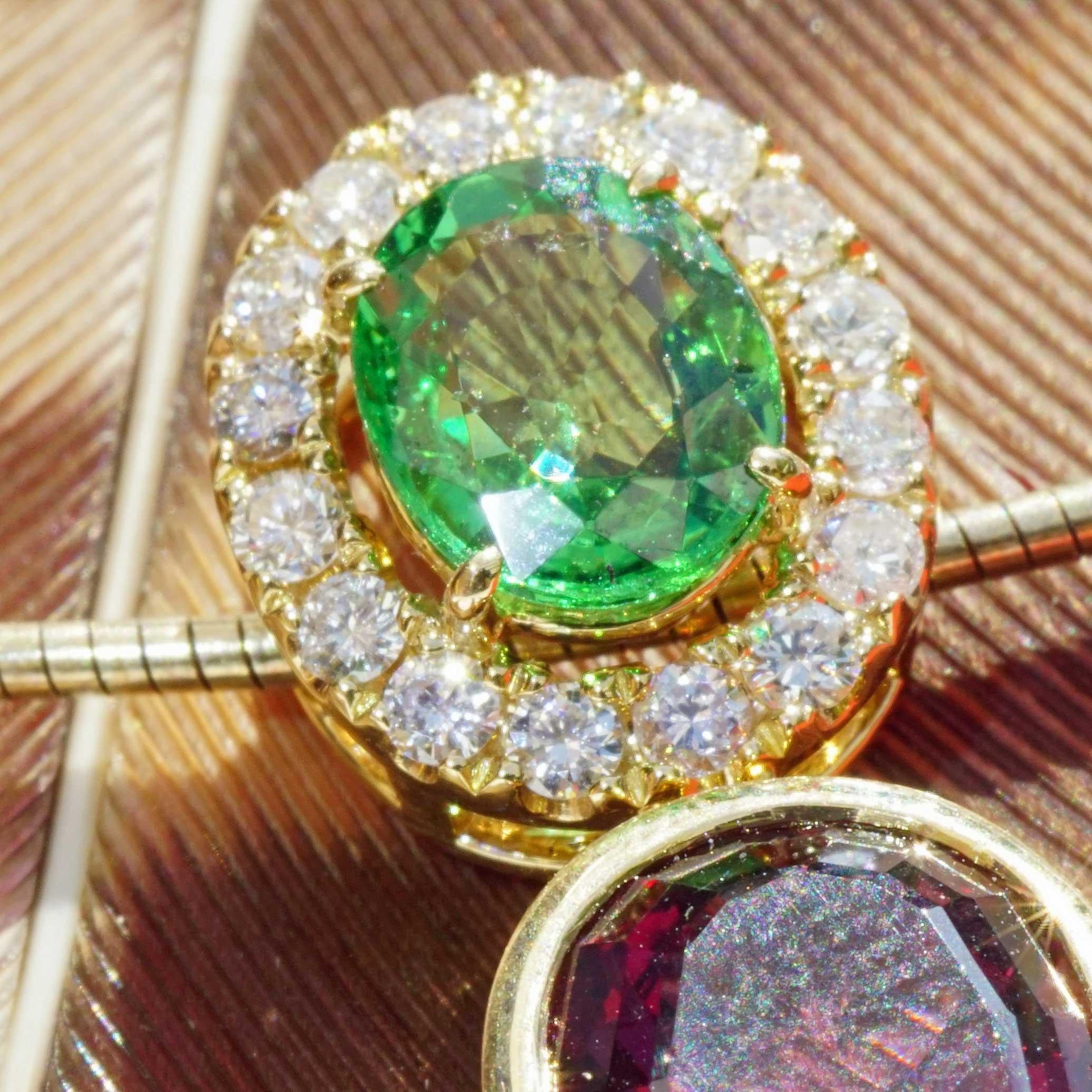 Ciondolo Greene & Greene Diamonds rosso verde Combinazione così bella 5 ct 0,31 ct in vendita 9