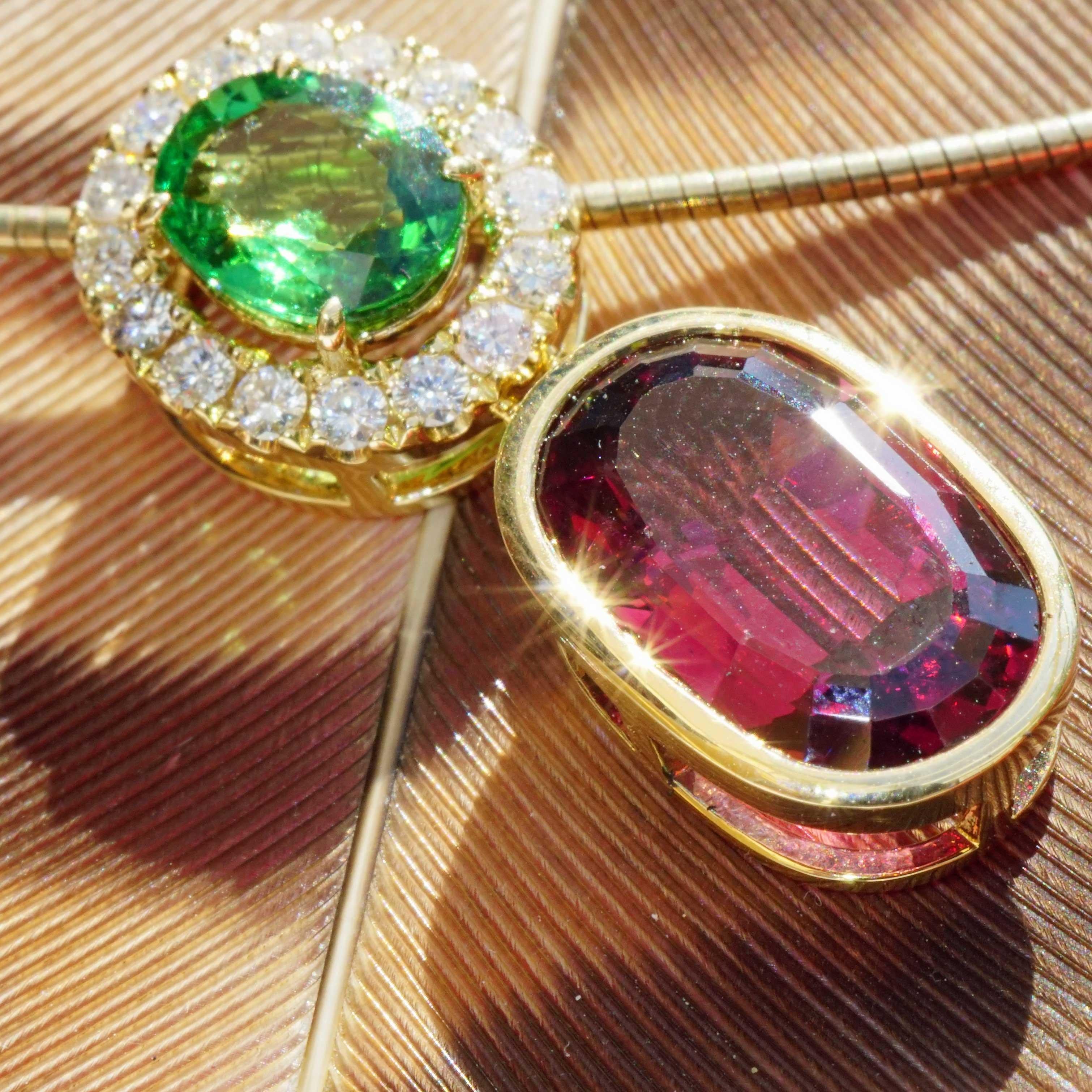 Ciondolo Greene & Greene Diamonds rosso verde Combinazione così bella 5 ct 0,31 ct in vendita 10