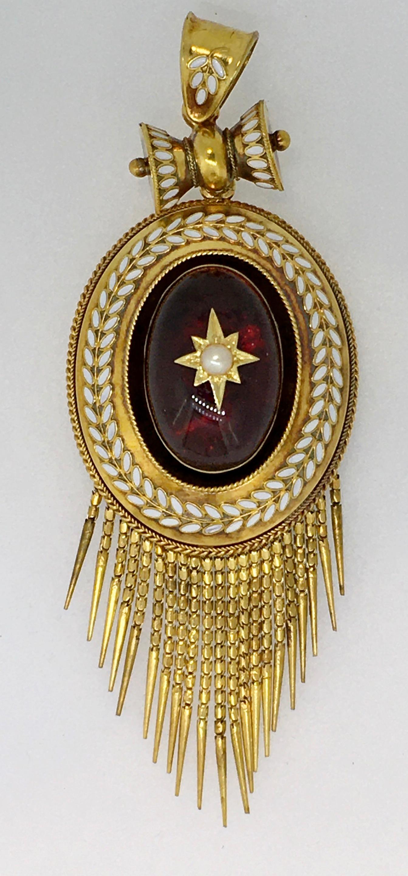 Pendant, Gold, Victorian, Garnet Cabochon, Enamel Decoration, Pearl, 1860 In Good Condition In EL Waalre, NL