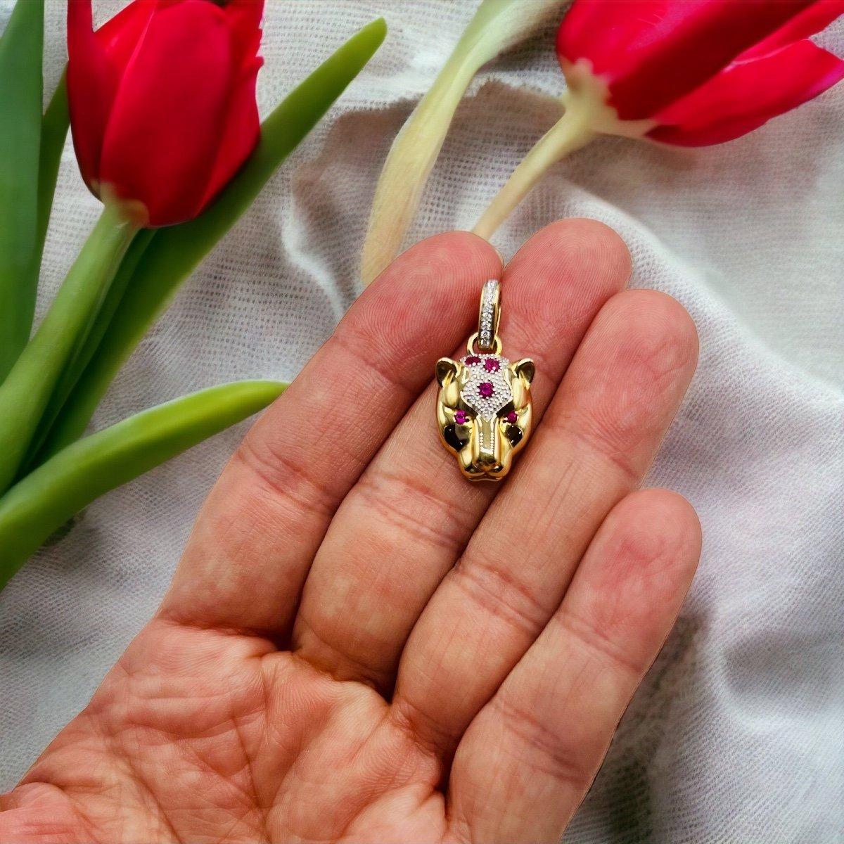 Art Deco Pendant In 18 Carat Gold Set With Rubies And Diamonds For Sale
