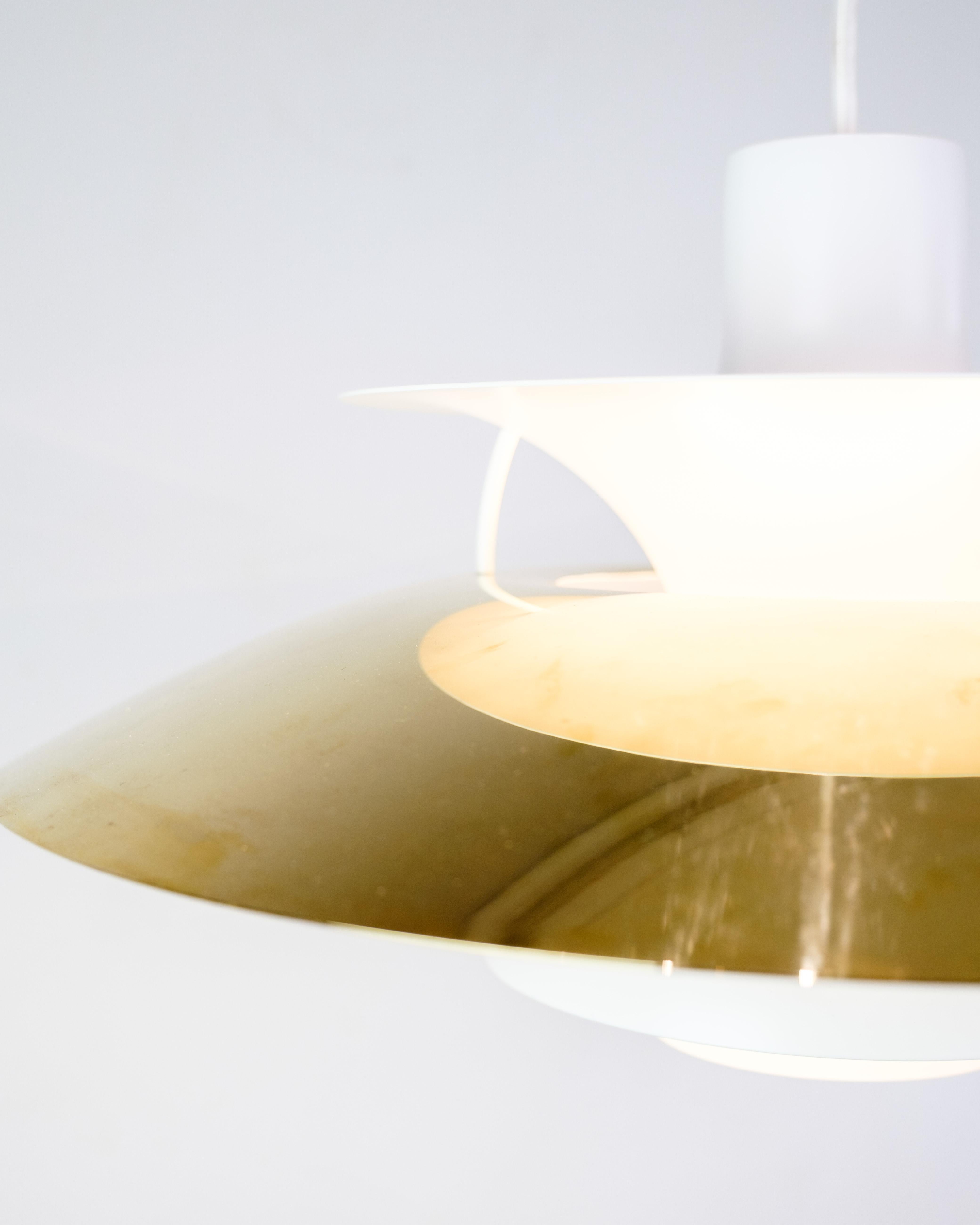 Pendentif en laiton Model No. PH5 By Poul Henningsen For Louis Poulsen en vente 4
