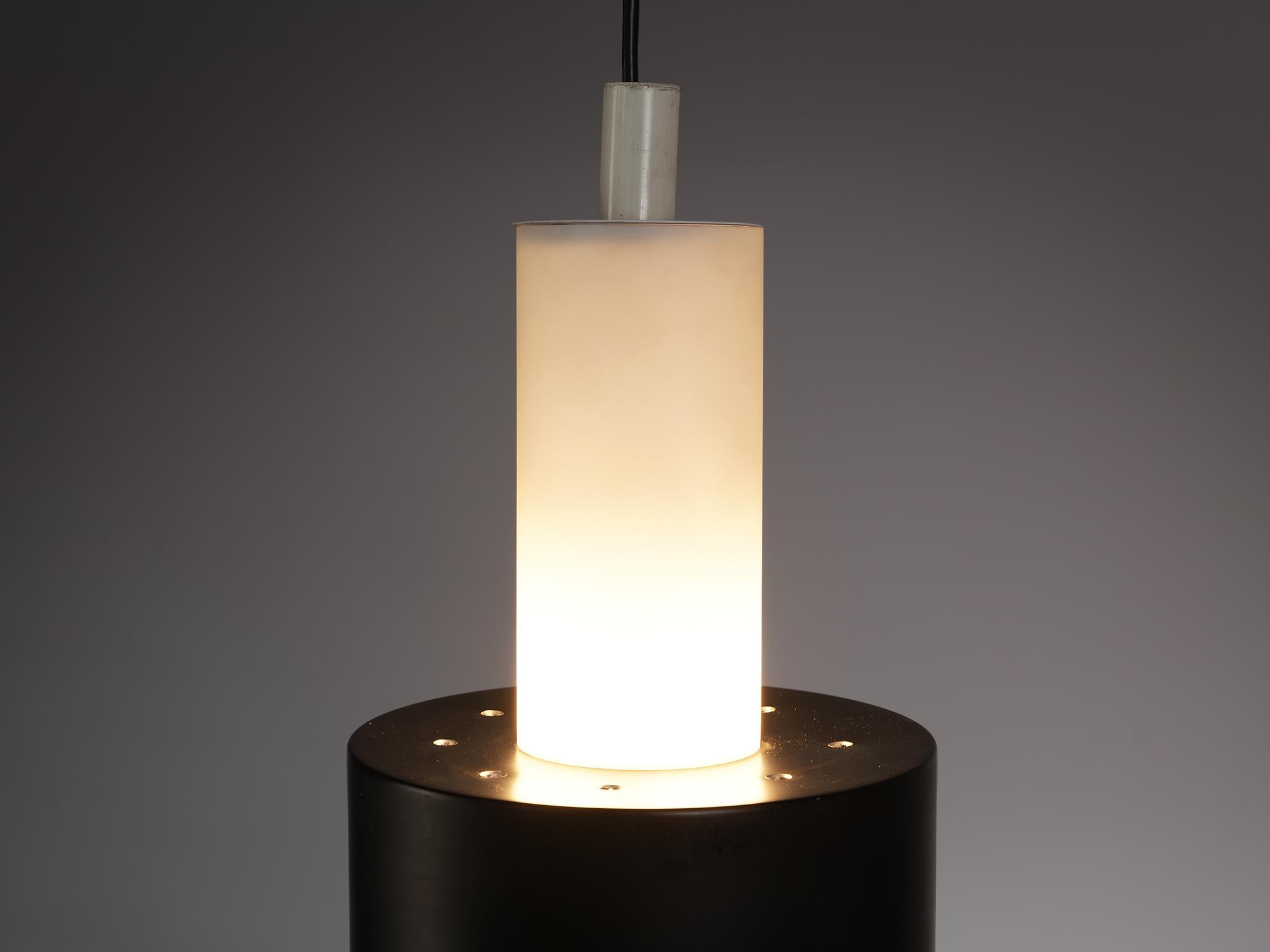 Mid-Century Modern Pendant in White and Black Lacquered Metal For Sale
