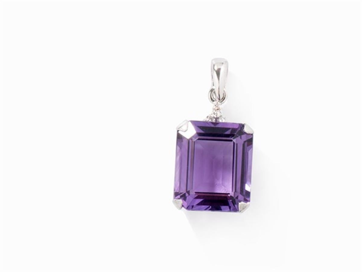 Women's Pendant in White Gold with Amethyst and Diamonds