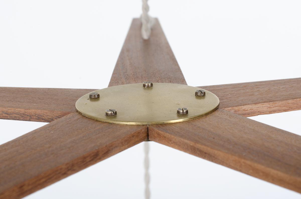 Lampada a sospensione a 5 luci in teak e opalina 1950 In condizioni buone in vendita a JASSANS-RIOTTIER, FR