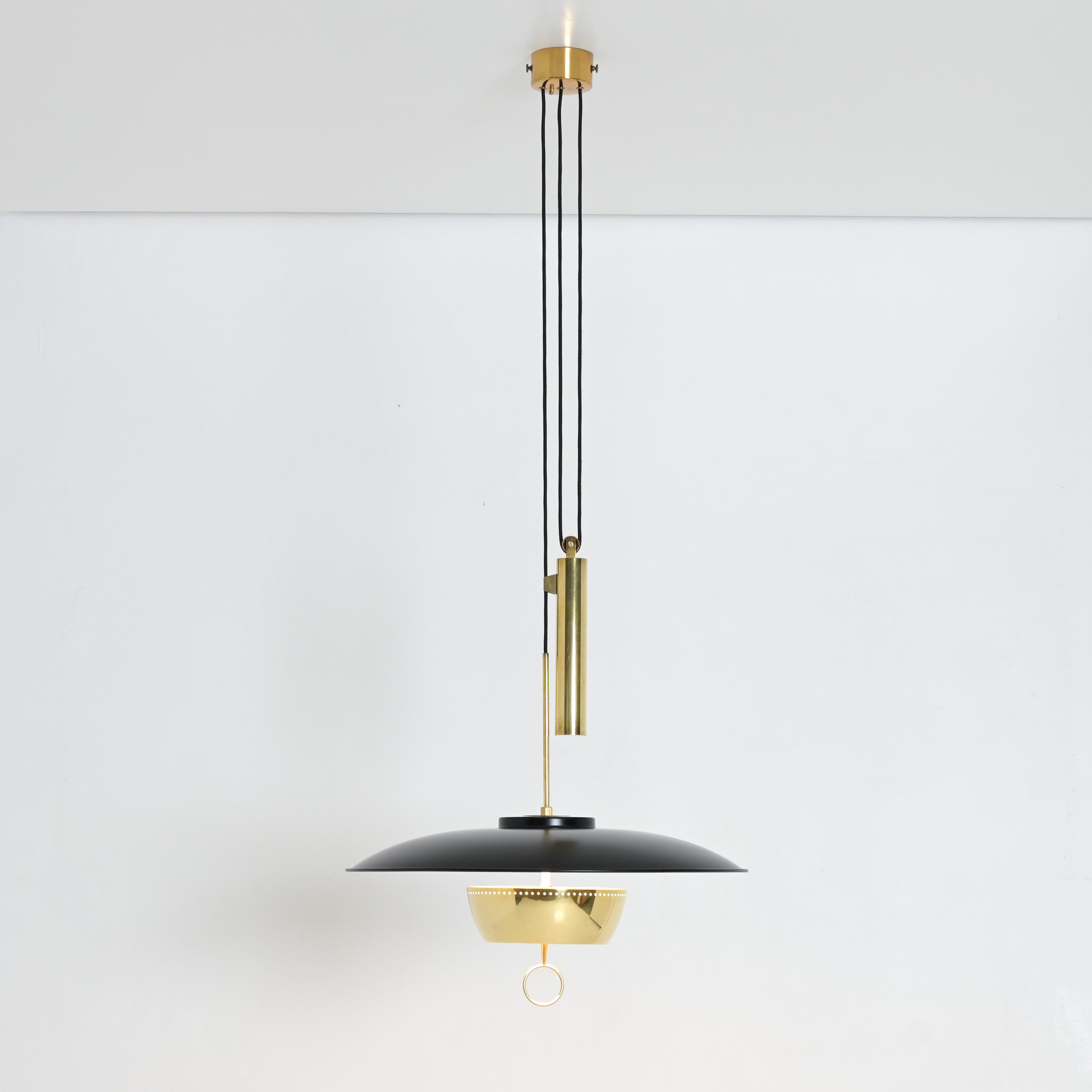 Italian Pendant Lamp A5011 by Gaetano Scolari for Stilnovo
