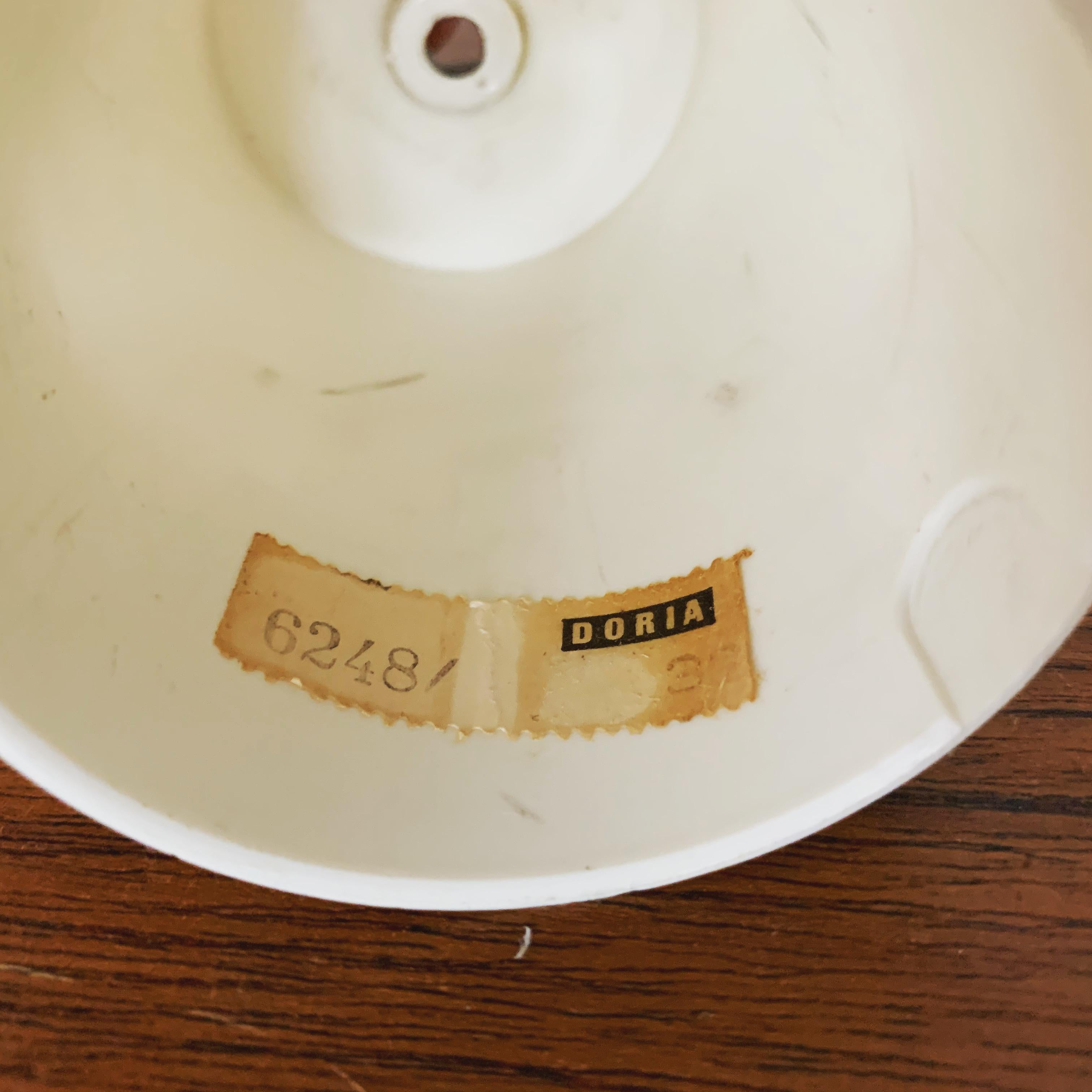 Lampada a sospensione di Doria in vendita 8