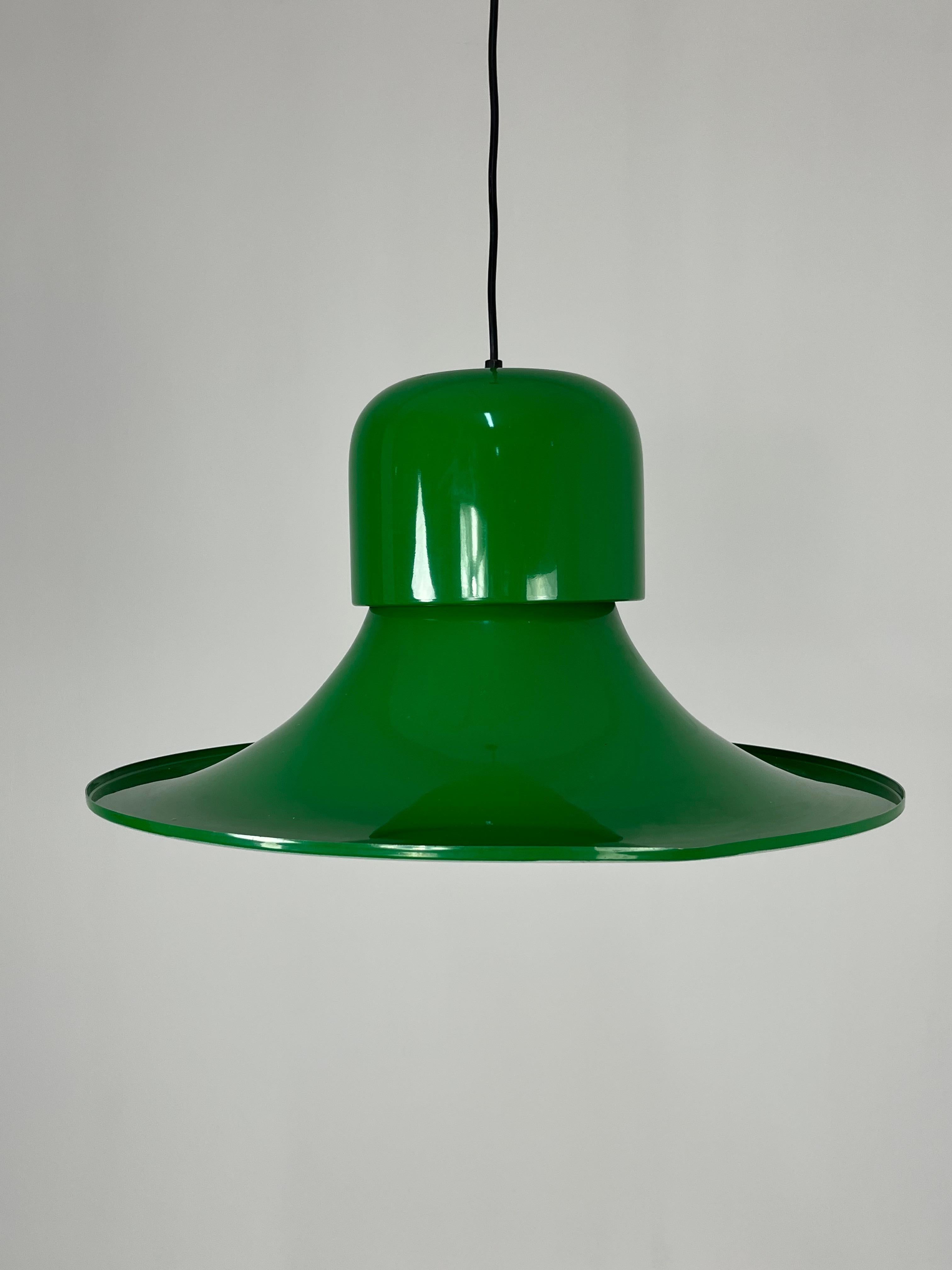 Pendant Lamp by Joe Colombo For Stilnovo 1960s, Large Diameter 64 cm In Good Condition For Sale In Palermo, IT