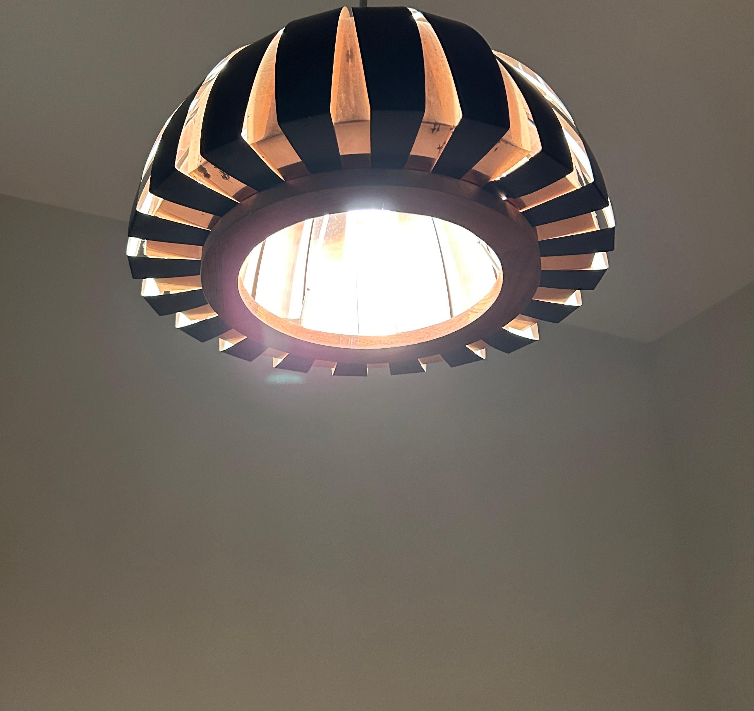 Mid-Century moderno Lampada a sospensione di Svend Aage I. Holm Sorensen in vendita