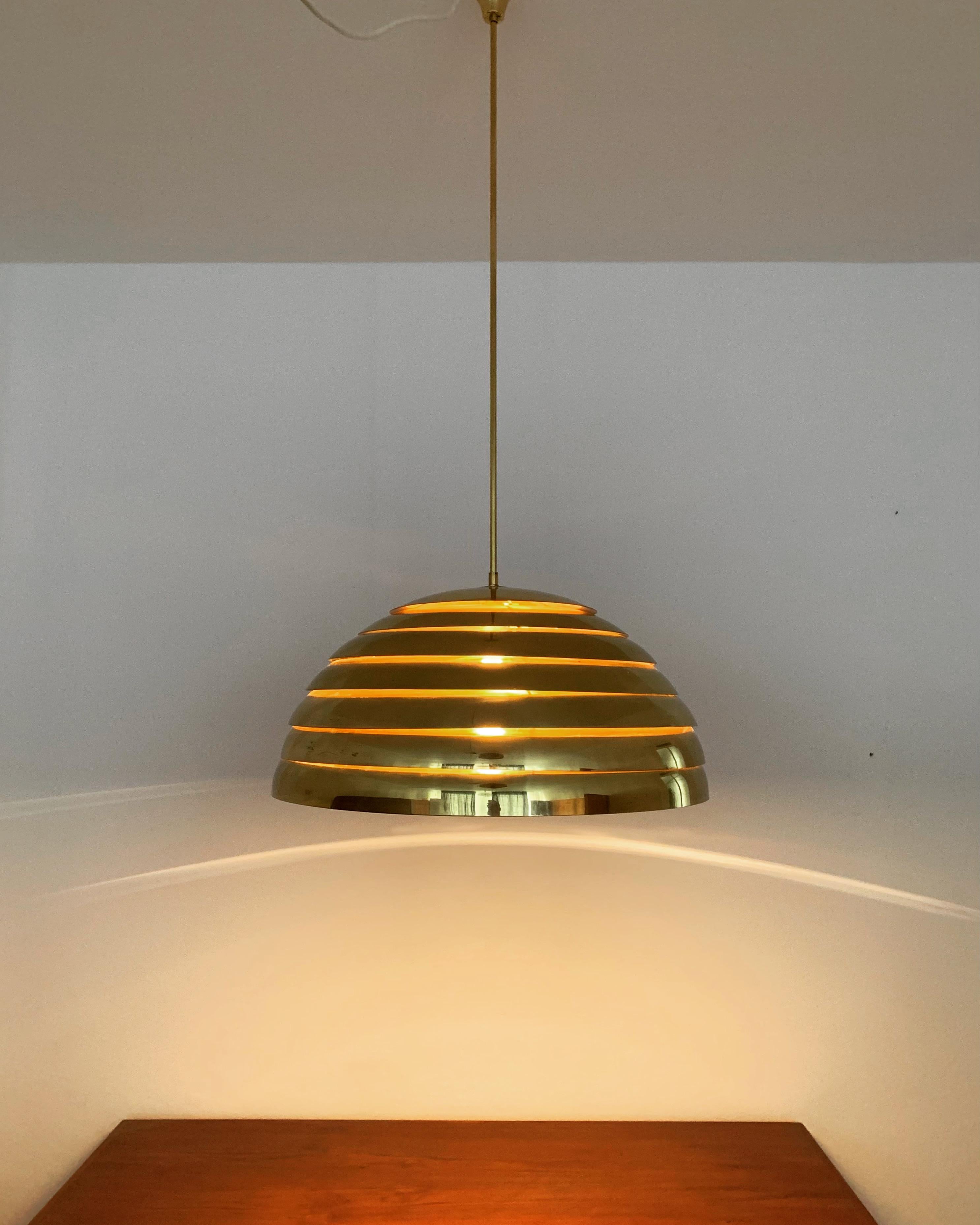 Pendant Lamp by Vereinigte Werkstätten Collection For Sale 4