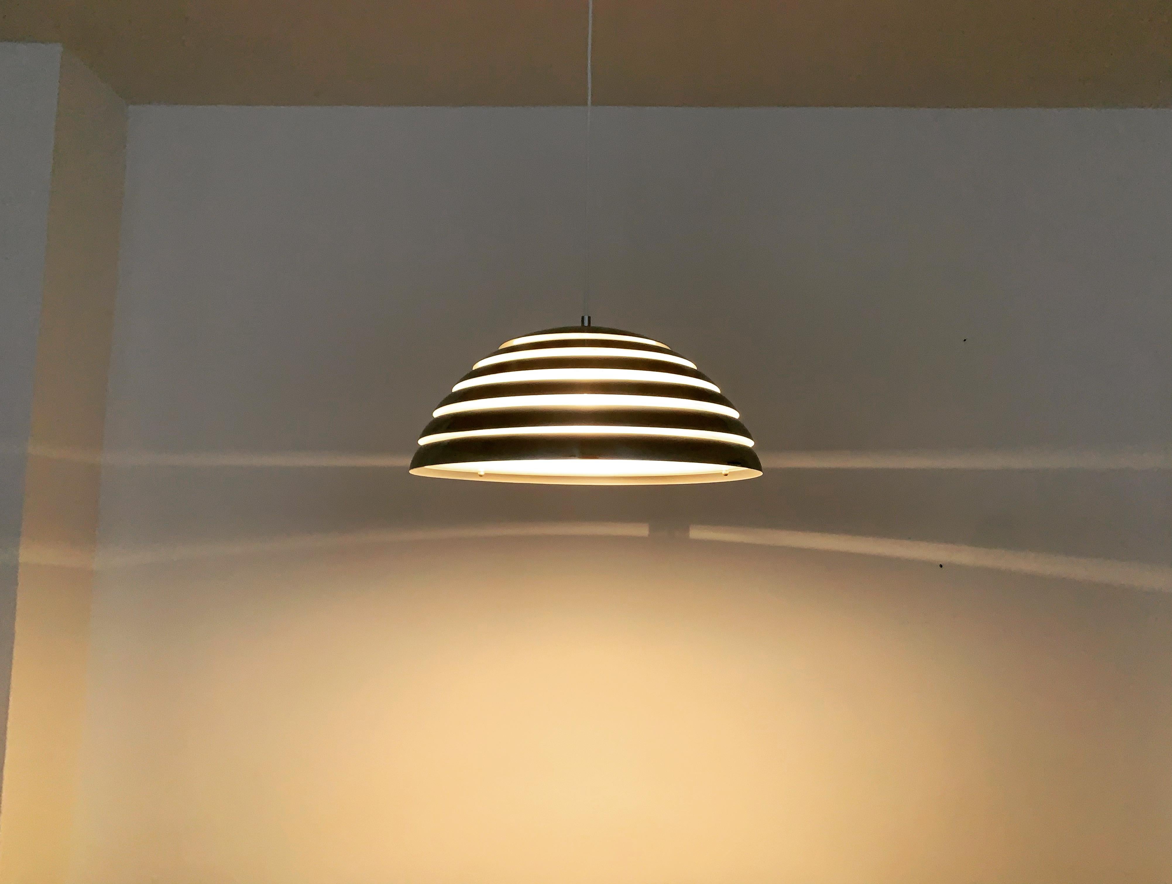 Pendant lamp by Vereinigte Werkstätten Collection For Sale 6