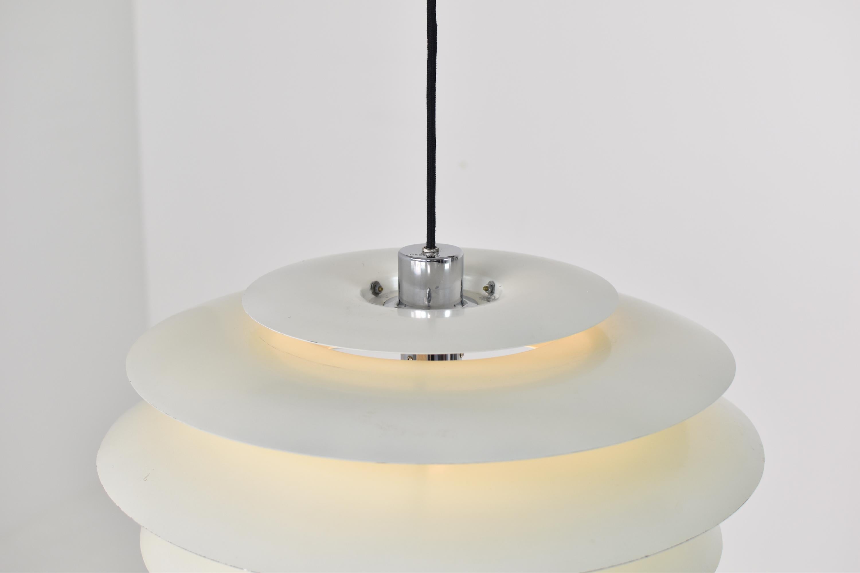 Pendant lamp Model No. 1262 by Stilnovo, Italy 1960s.  4
