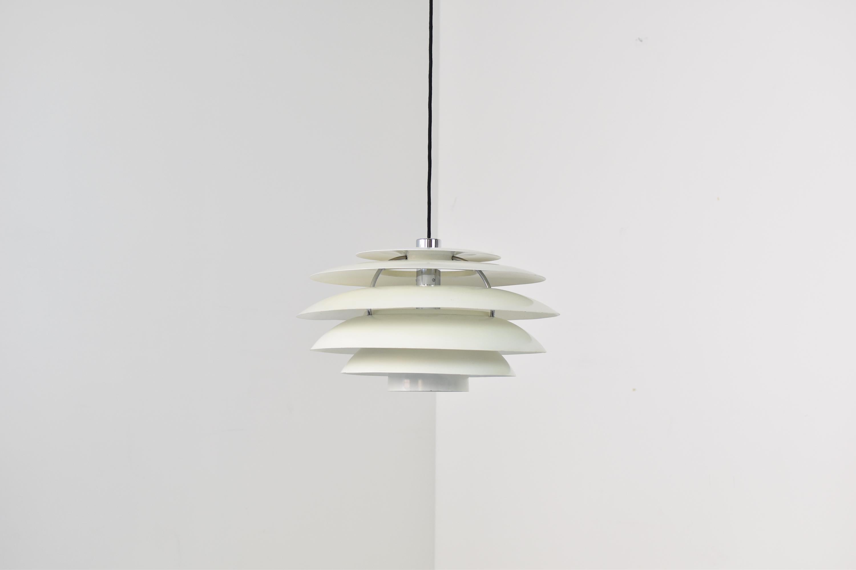 Pendant lamp Model No. 1262 by Stilnovo, Italy 1960s.  In Good Condition In Antwerp, BE