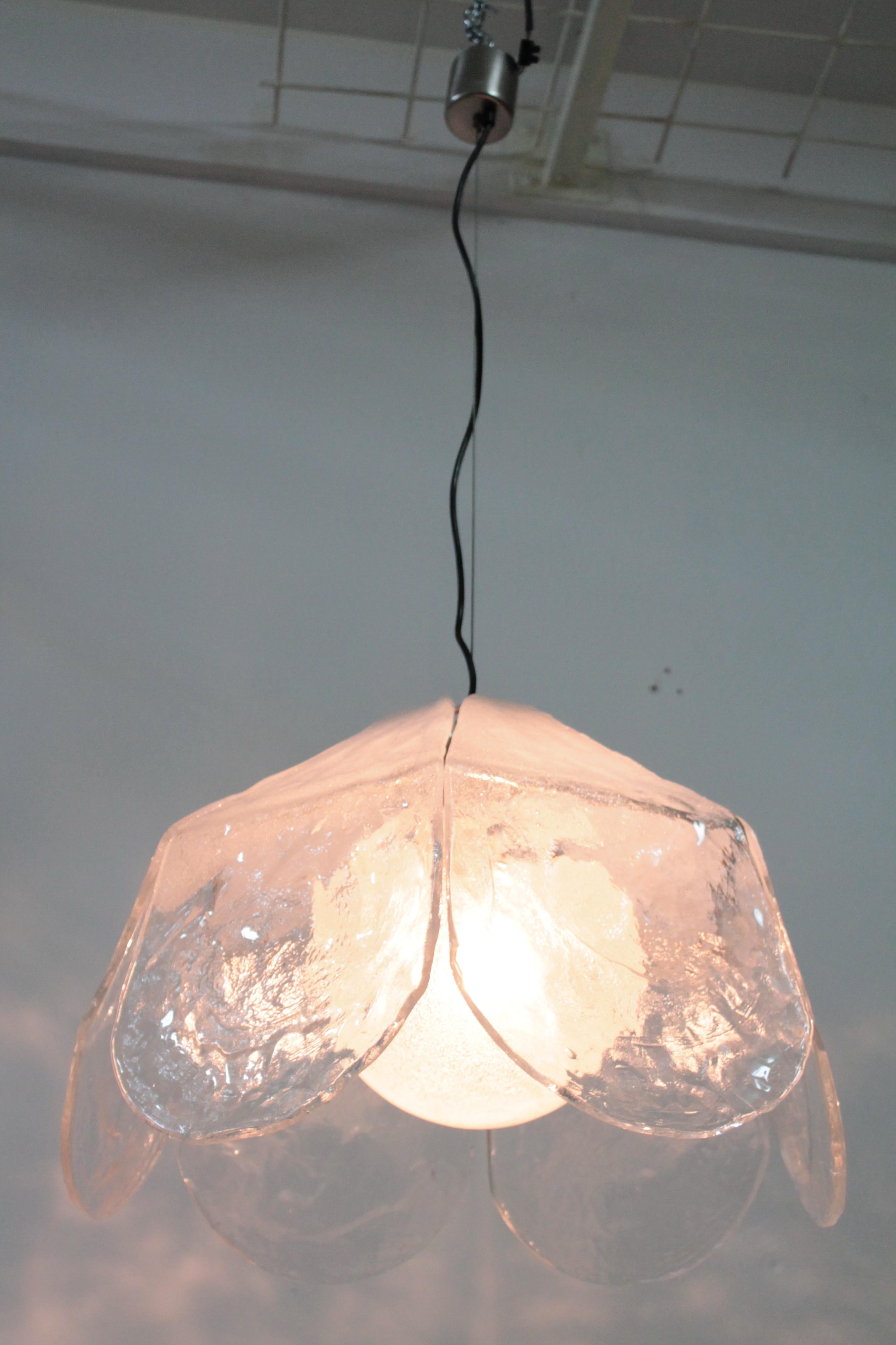 Mid-Century Modern Pendant light 1970s Murano Glass Mazzega Design Carlo Nason 