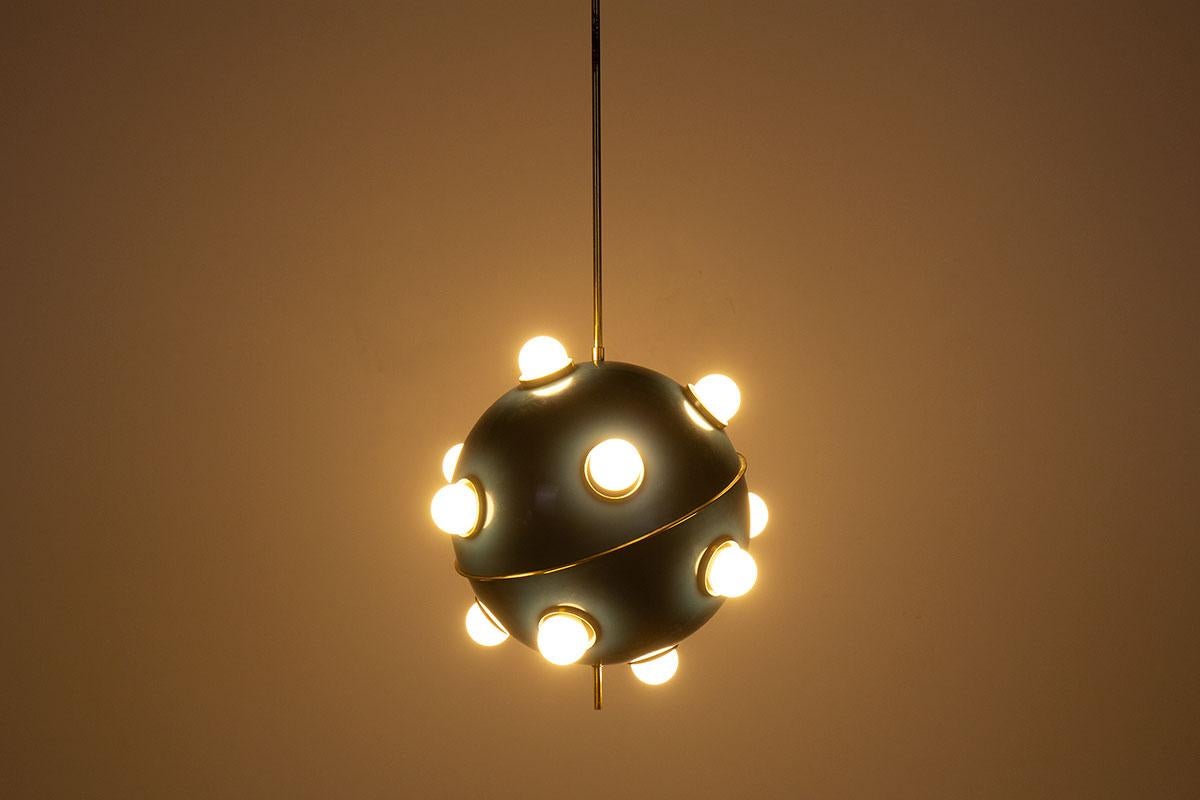 Pendant light by Oscar Torlasco for Lumi, model 551, 1958 For Sale 4