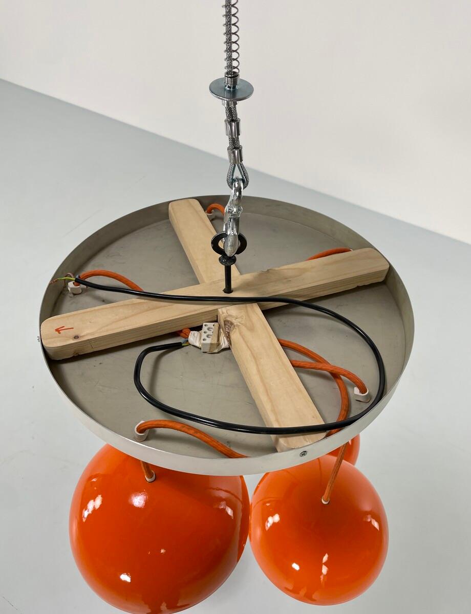 Pendant Light by Verner Panton for Louis Poulsen, Danemark, 1968 In Good Condition For Sale In Brussels , BE