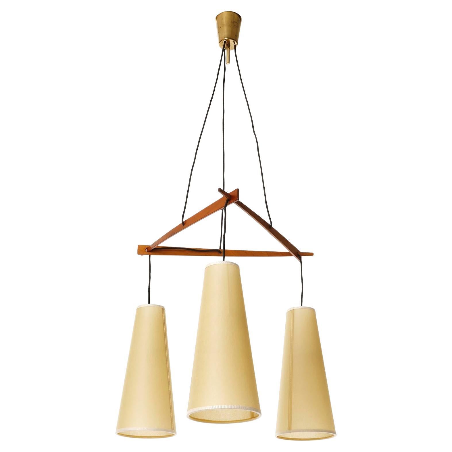 Mid-Century Modern Pendant Light 'Dreistich' J.T. Kalmar, Brass Walnut Wood Parchment Shades, 1960s For Sale