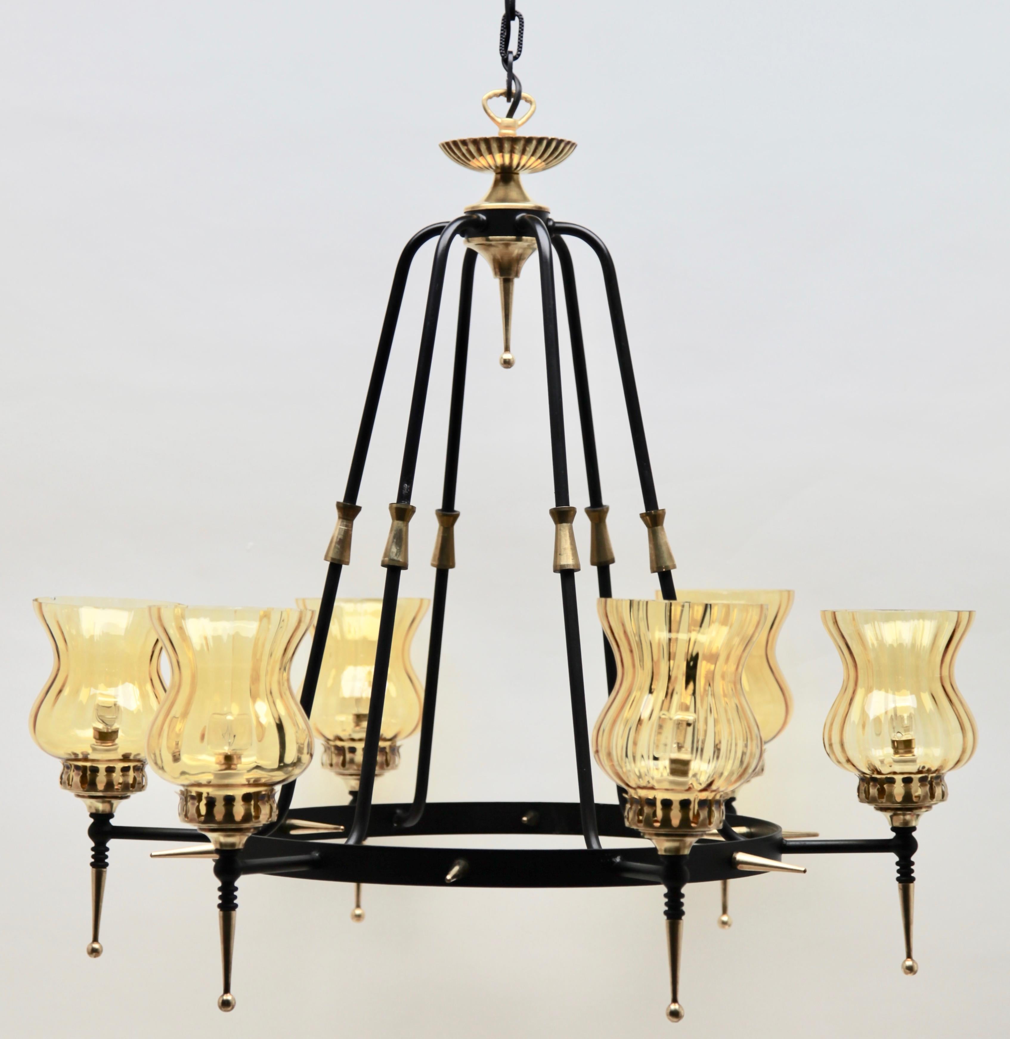 Pendant Light Forget Metal and Solid Brass Details Whit Optical Lampshades For Sale 6