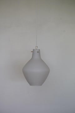 Pendant Light in the Style of Stilnovo, Opaline Glass and Brass, Italy 1960s
