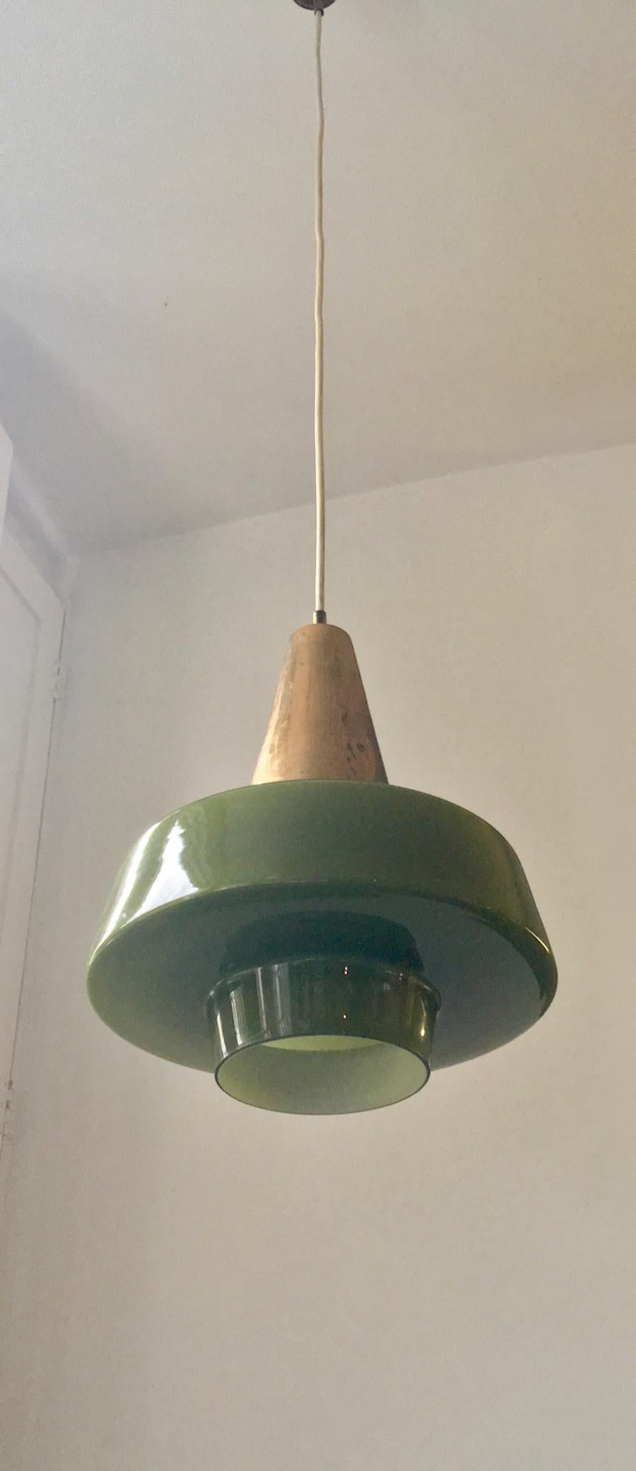 Pendant Light of Brass and Green Cased Glass, by Stilnovo, Italy 'Yellow Label' In Good Condition In London, GB