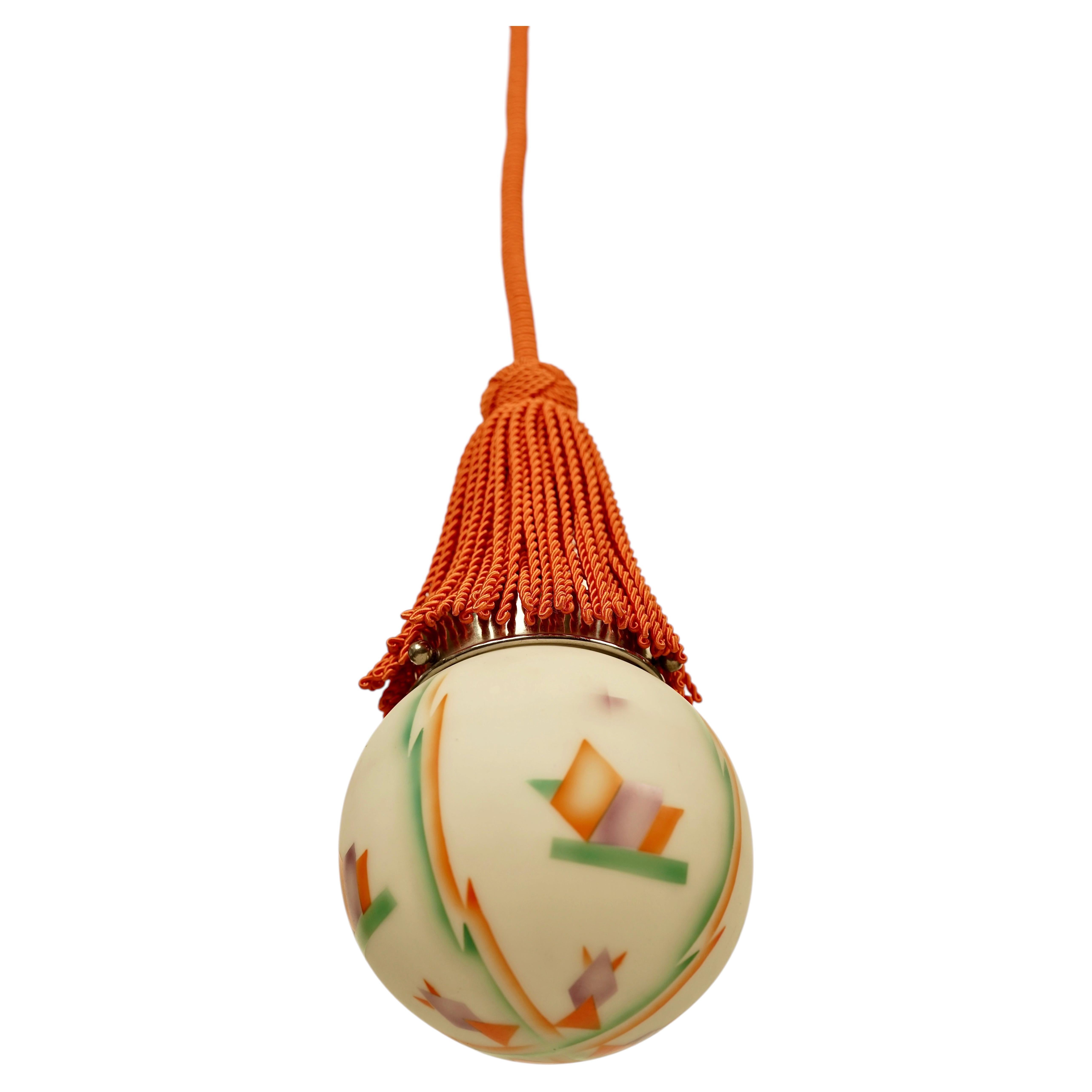 Lampe suspendue avec globe en verre Spritz Decor et pose, Autriche, années 1920 en vente