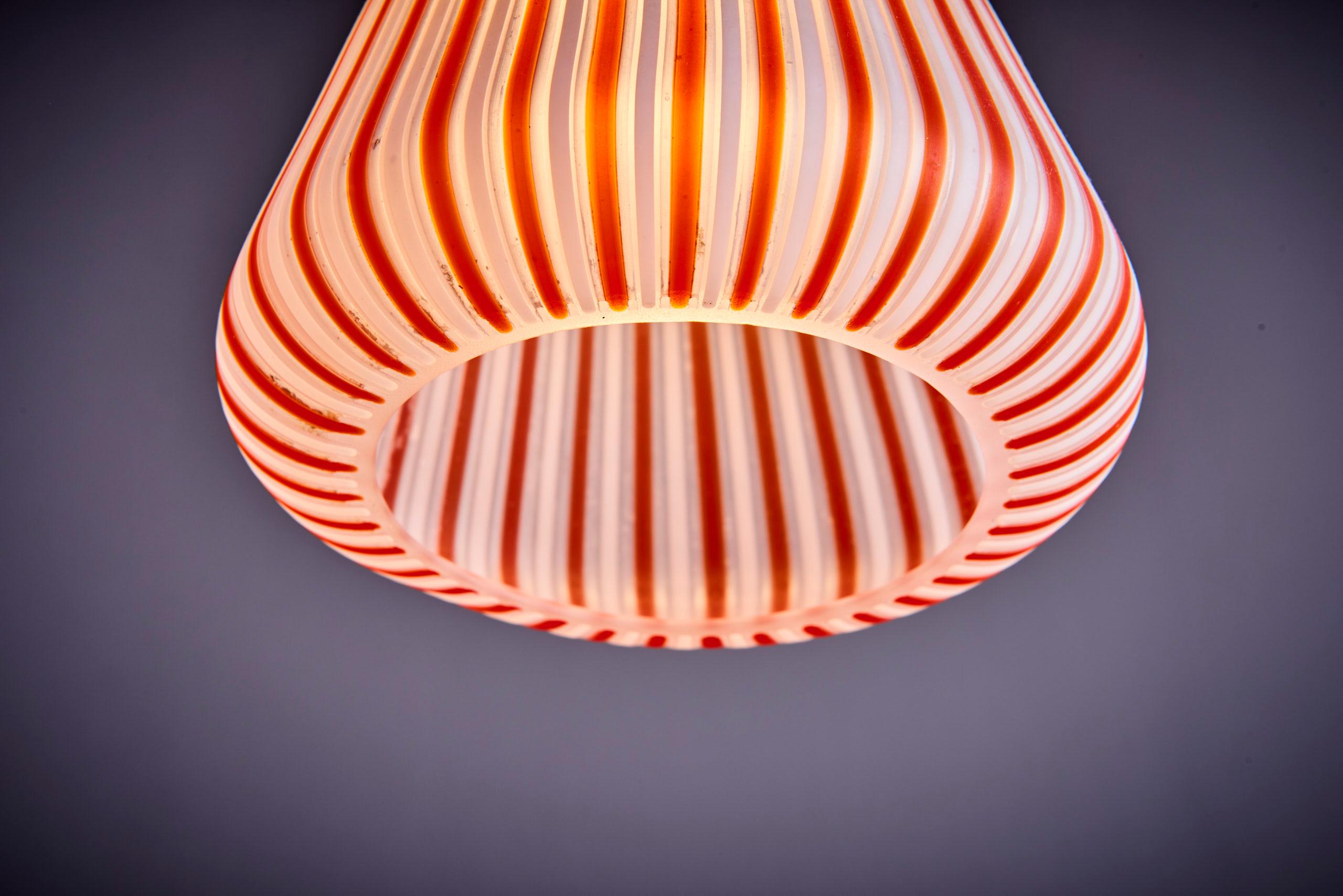 Lampe à suspension de Murano à la manière de Vignelli, Italie, années 1950 en vente 1