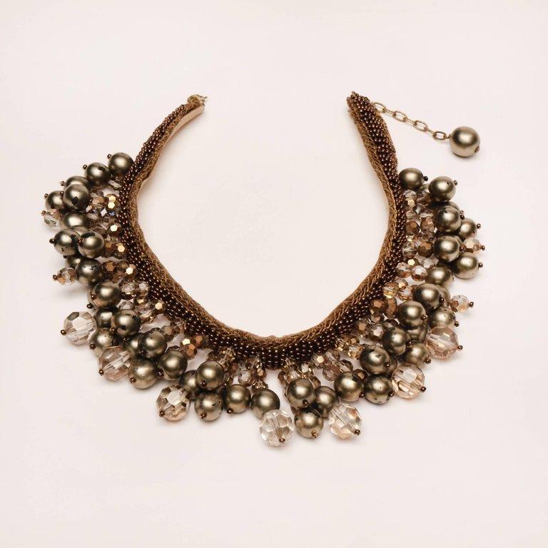 Modern Pendant Nacre Pearl and Large Rhinestone Necklace with Alloy Beads and Gilt Wire For Sale