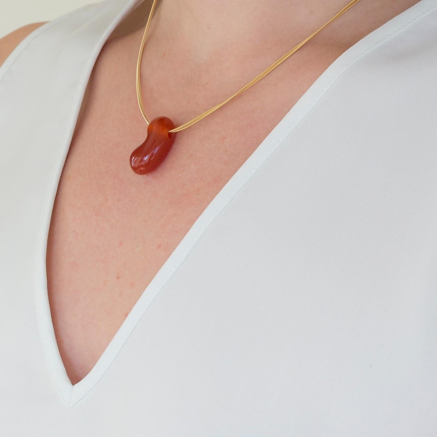 Contemporary Pendant Necklace, 18 Karat Gold and Carnelian Jellybean For Sale