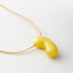 Pendant Necklace, 18 Karat Gold and Yellow Agate Jellybean