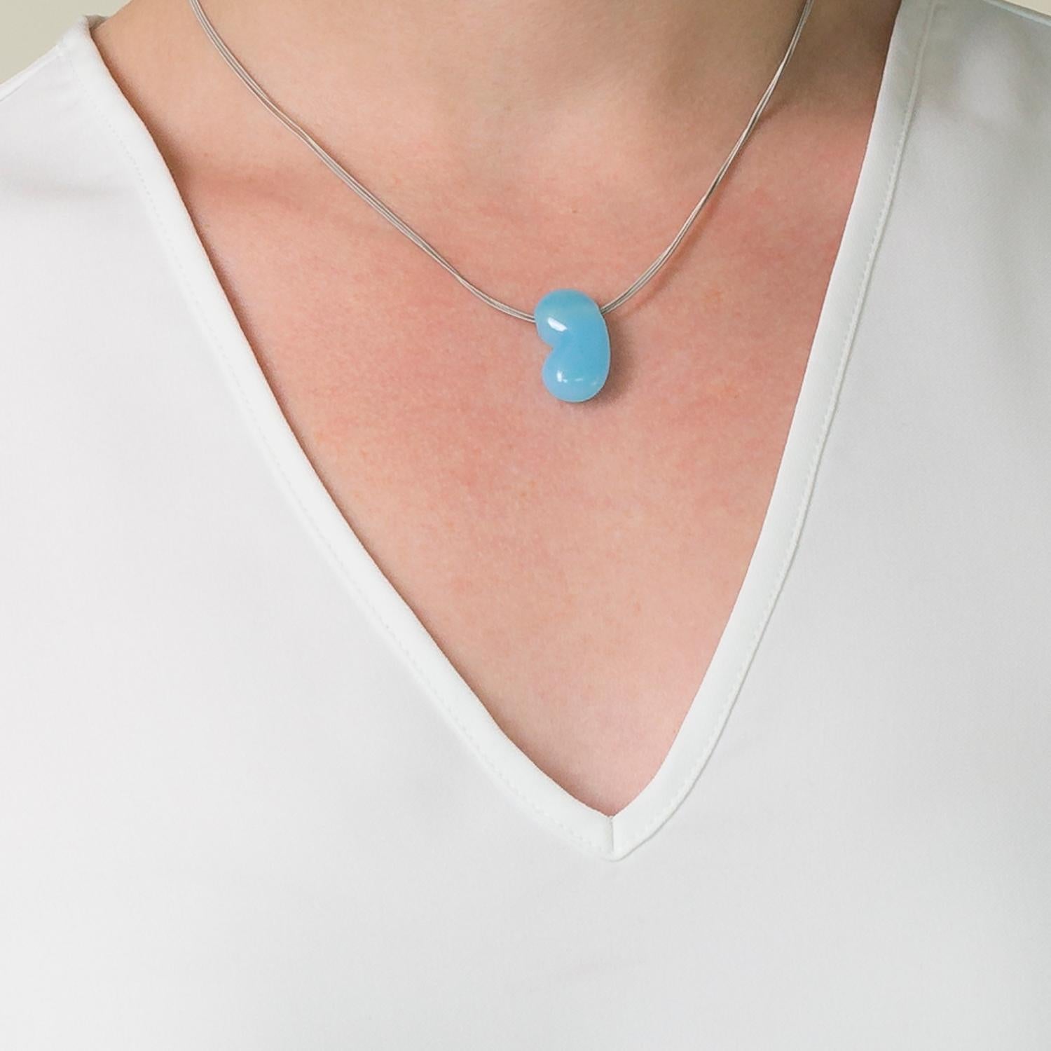 Cabochon Pendant Necklace, 18 Karat White Gold with Turquoise Agate Jellybean Pendant For Sale