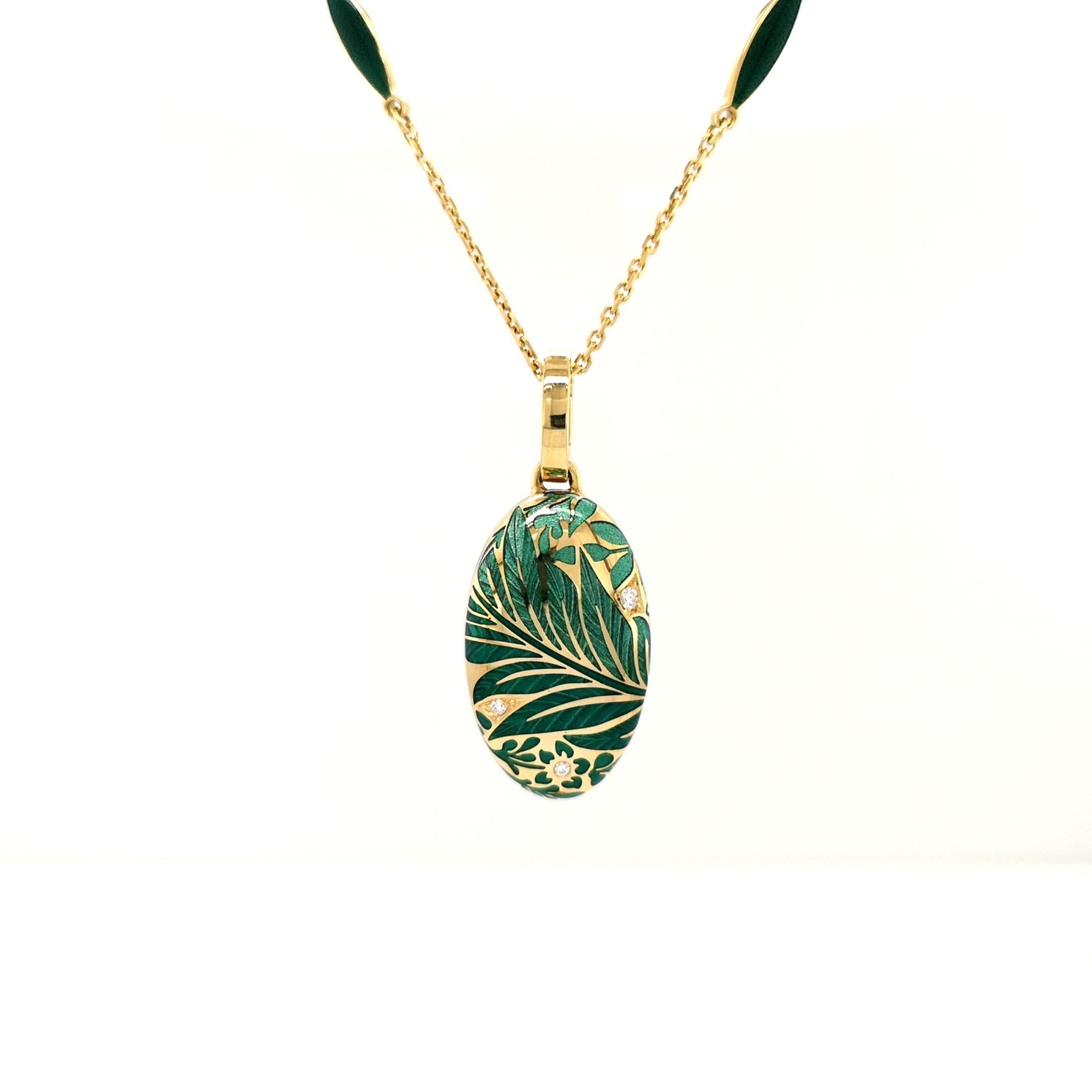 Victor Mayer oval pendant locket necklace 18k yellow gold, emerald turquoise vitreous enamel, 3 diamonds, total 0.04 ct G VS, brilliant cut, measurements app. 24.5 mm x 15.0 mm

About the creator Victor Mayer
Victor Mayer is internationally renowned