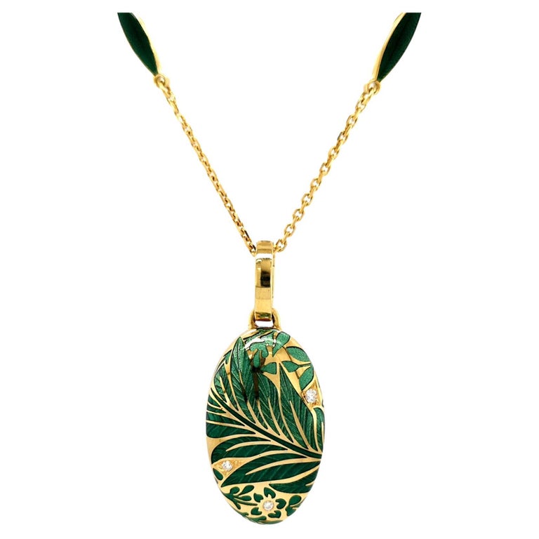 Pendant Locket Necklace 18k Yellow Gold Turquoise Enamel 3 Diamonds 0.04 ct G VS For Sale at 1stDibs
