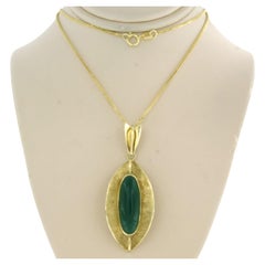 Pendant Necklace Chrysophrase 14k yellow gold