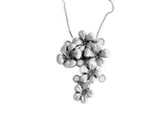 Collier à pendentif en or blanc avec morganite rose clair et diamants
