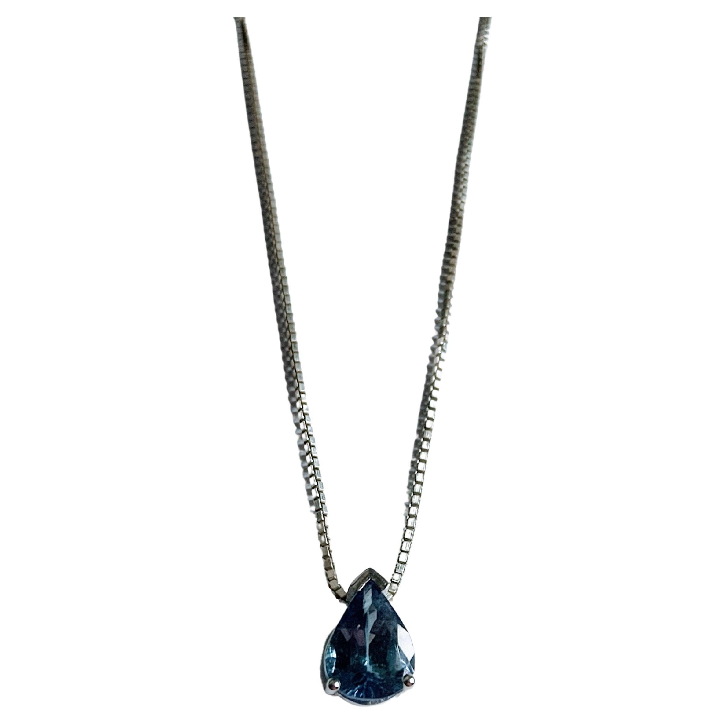 Pendant Necklace Shape Pear Blue Sapphire 1.05 Carat Whitegold 18 Karat For Sale