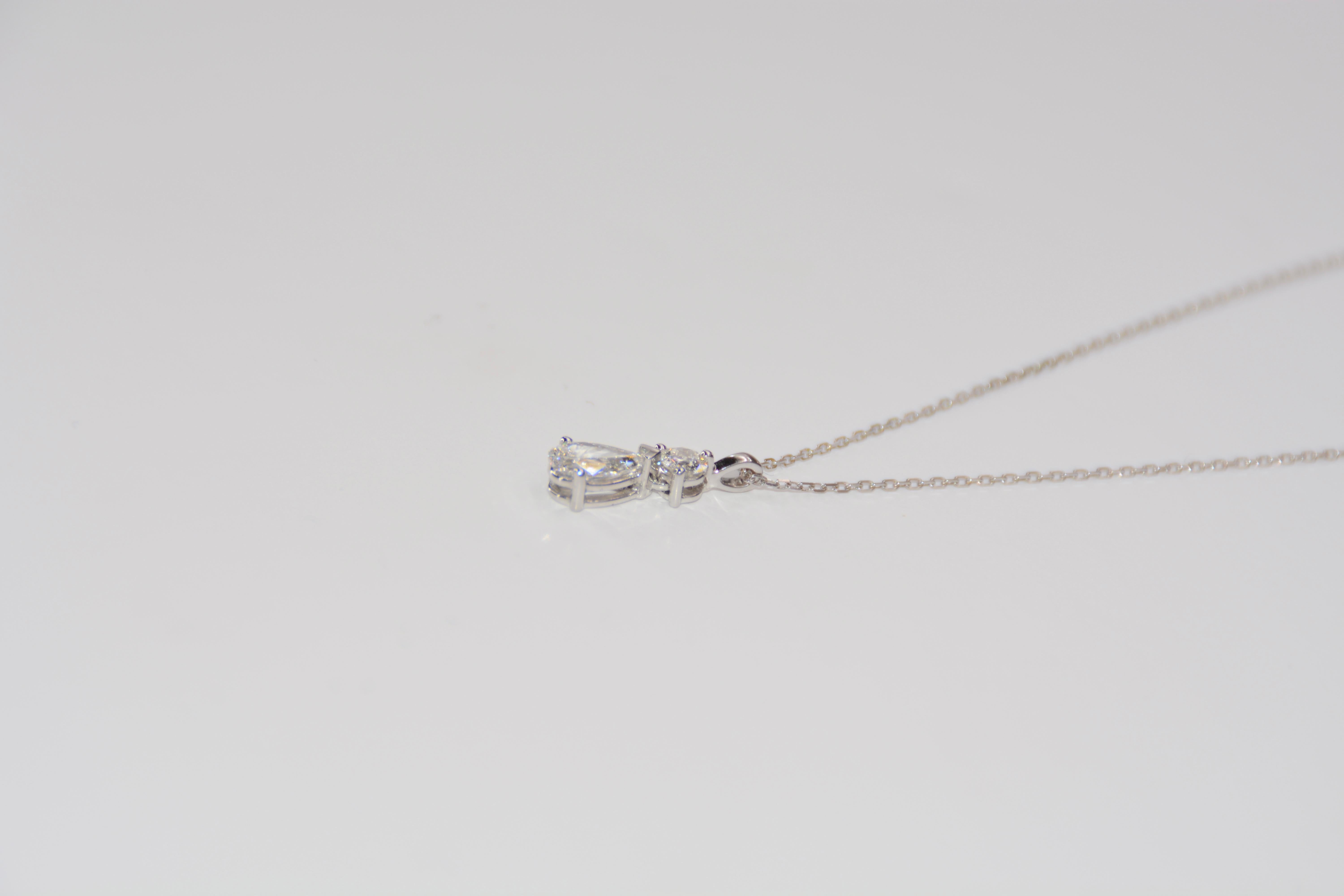 Pear Cut Pendant Necklace White Gold Diamond For Sale