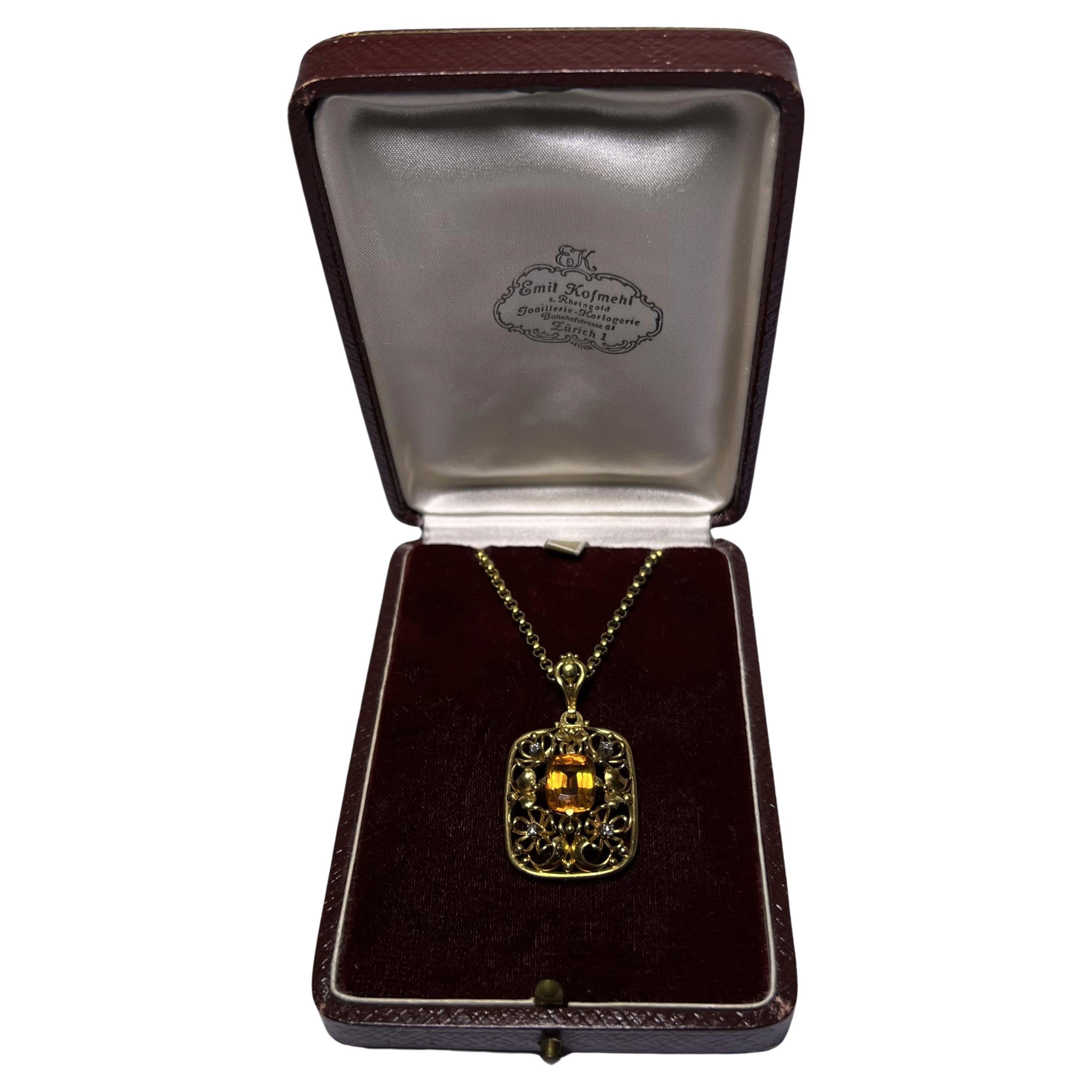 Pendant Necklace with Citrine & Diamonds in 18 Karat Yellow Gold For Sale 6