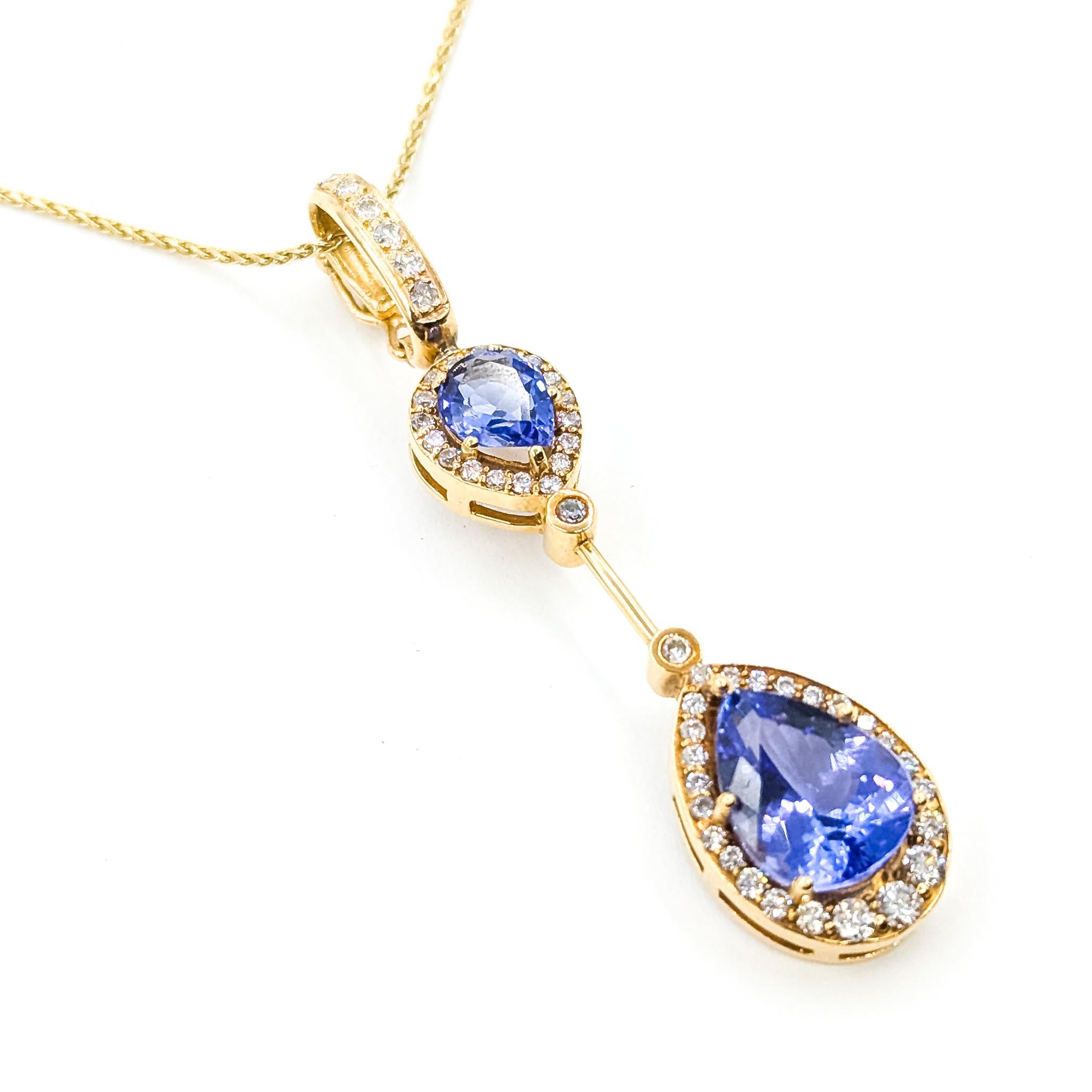 Contemporain Pendentif Poire Tanzanite et Diamant en or jaune 14k en vente