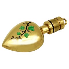 Pendentif porte-parfum Argent Feuilles de lierre gravées et feu Salimbeni