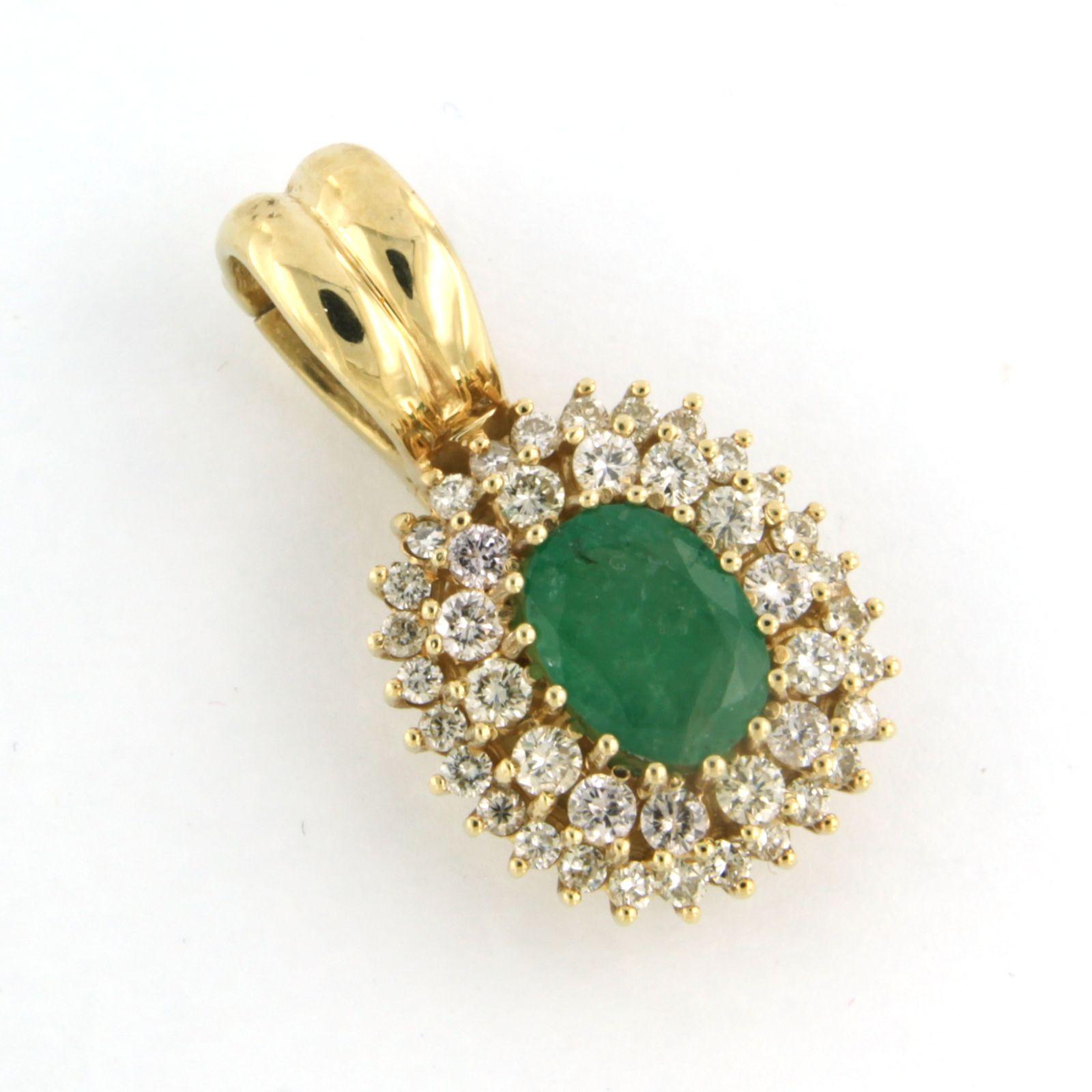 Modern Pendant set with emerald and diamonds 14k yellow gold For Sale