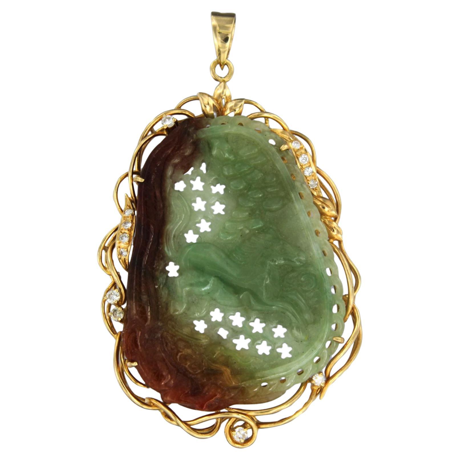 Pendant set with Jade and Diamonds 18k red gold For Sale