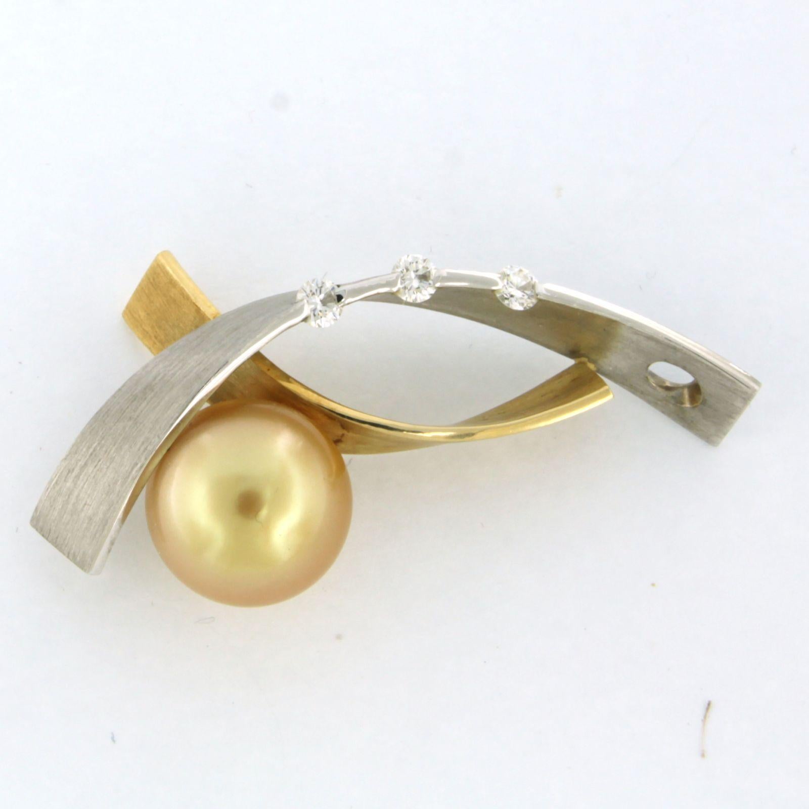 Women's Pendant set with South sea pearl and diamonds 18k bicolour gold For Sale